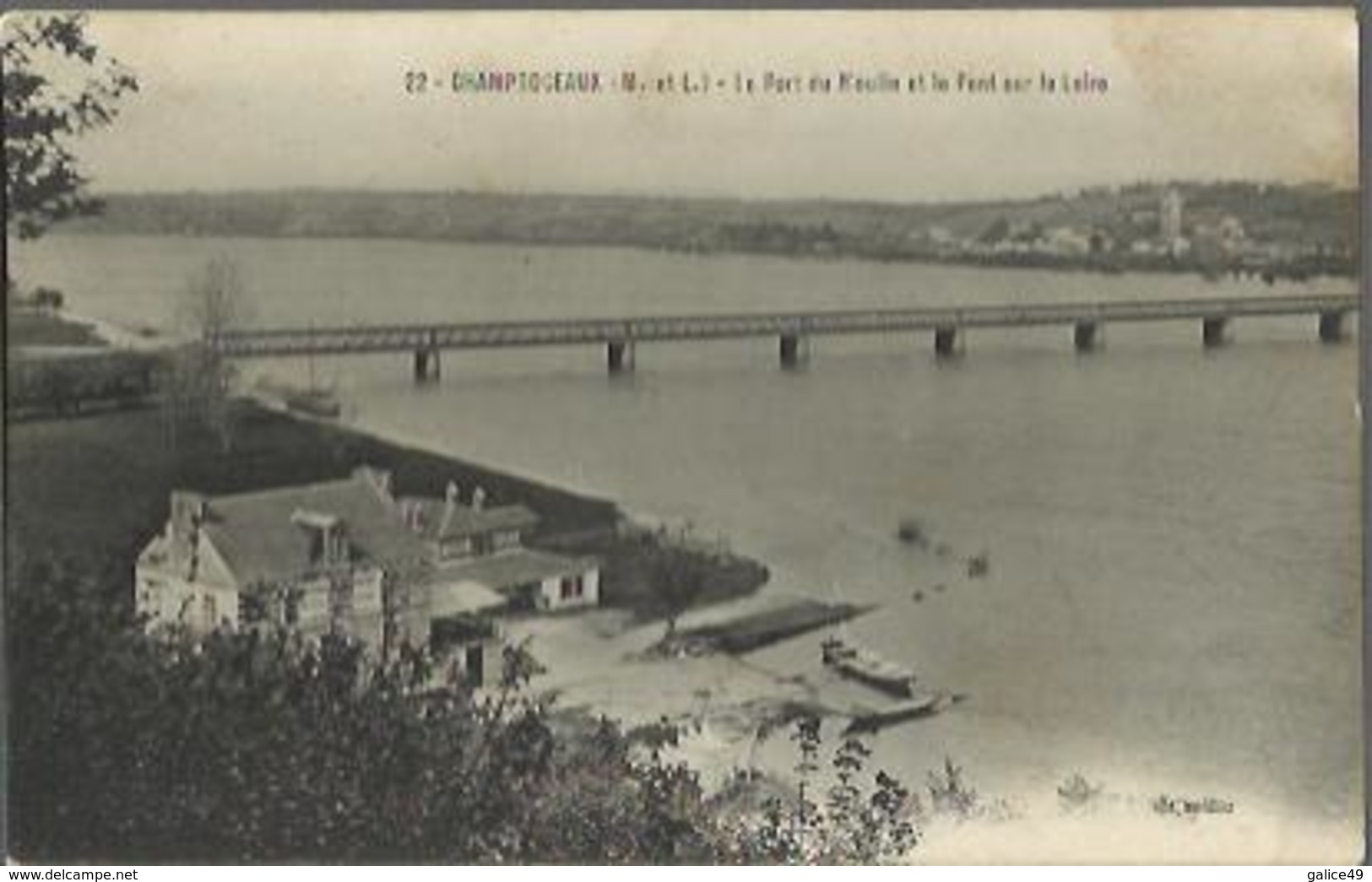 1441 Champtoceaux - Le Port Du Moulin Et Le Pont Sur La Loire. - Champtoceaux