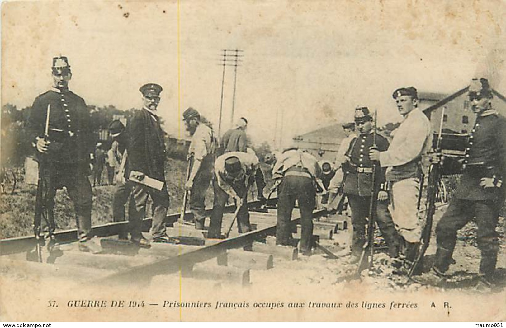 MILITAIRE . PRISONNIERS FRANCAIS OCCUPES AUX TRAVEAUX DES LIGNES FERRES - Autres & Non Classés