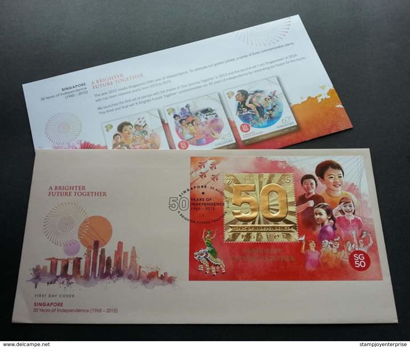 Singapore 50 Years Of Independence 2015 (FDC) *gold Color Aluminium Hot Stamping *embossed *unusual - Singapore (1959-...)