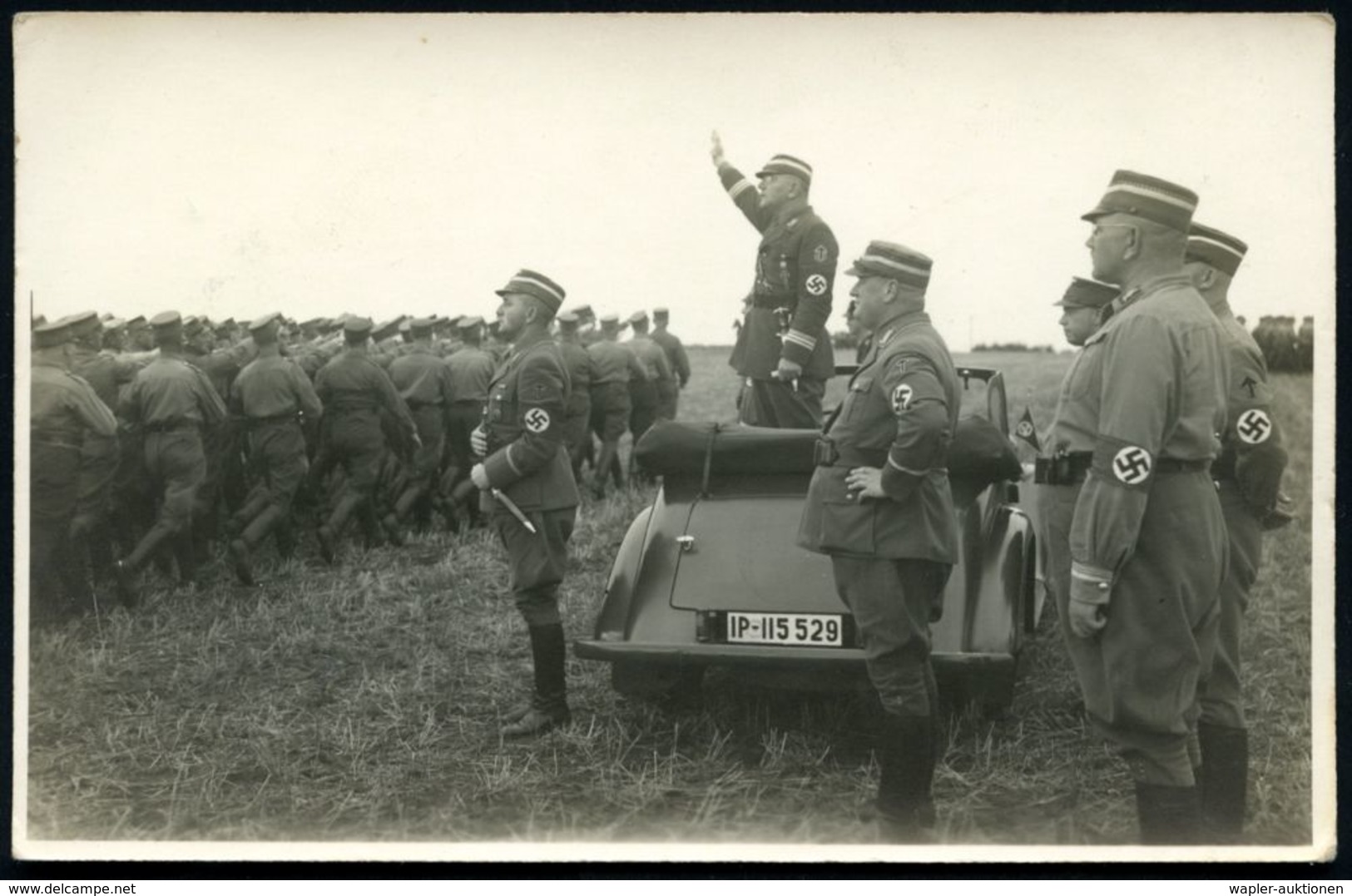 Kiel 1933 (ca.) S/w.-Foto-Ak.: SA-Parade Mit SA-Führer Mayer-Quade (auf Dem Nordmark-Sportfeld) Ungebr., Selten!  (ohne  - Sonstige & Ohne Zuordnung