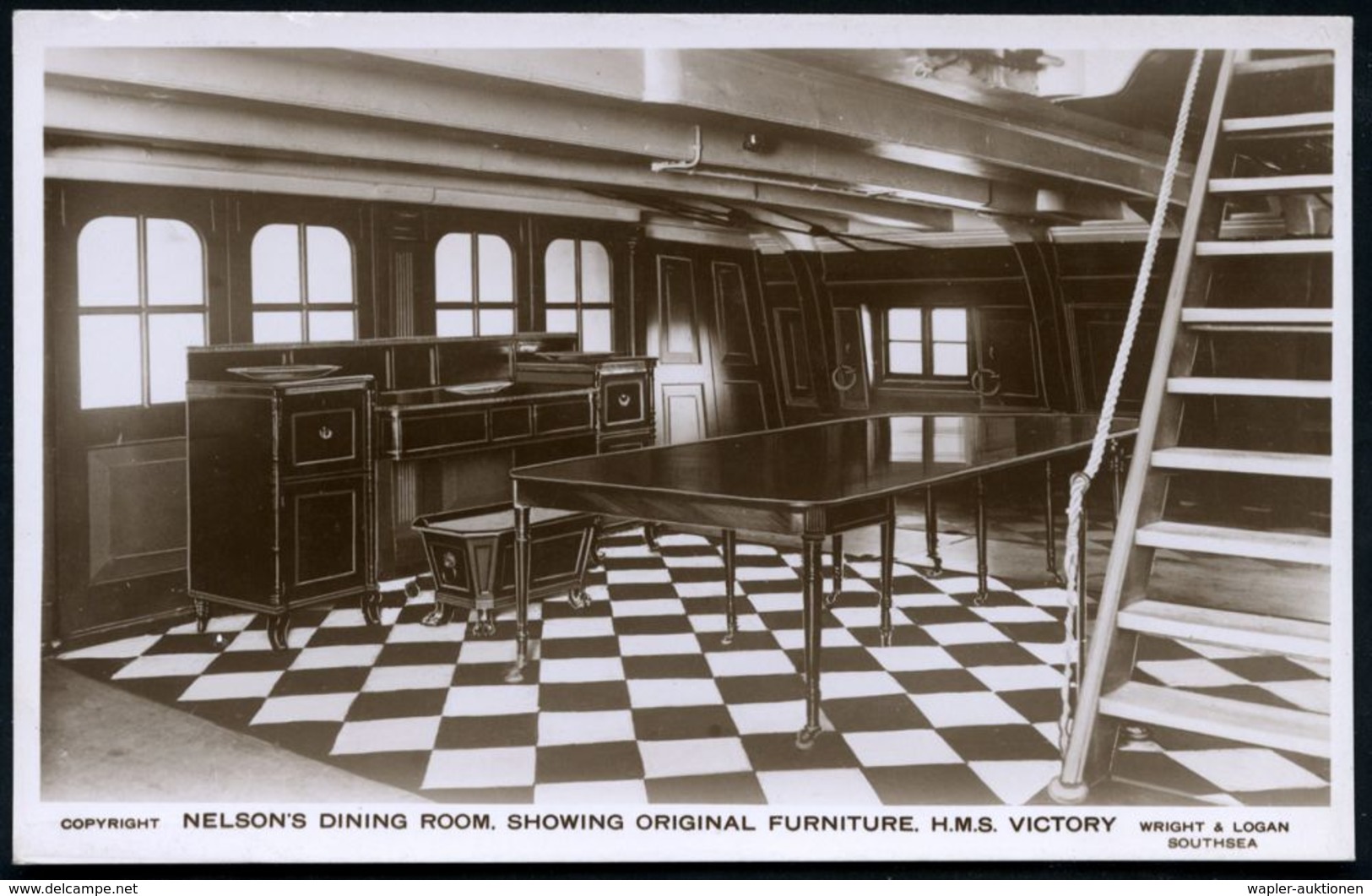 GROSSBRITANNIEN 1930 (ca.) Monochrome Foto-Ak.: NELSON'S DINING ROOM On H.M.S. VICTORY (Sothsea) Ungebr. (Verlag Wright  - Andere & Zonder Classificatie