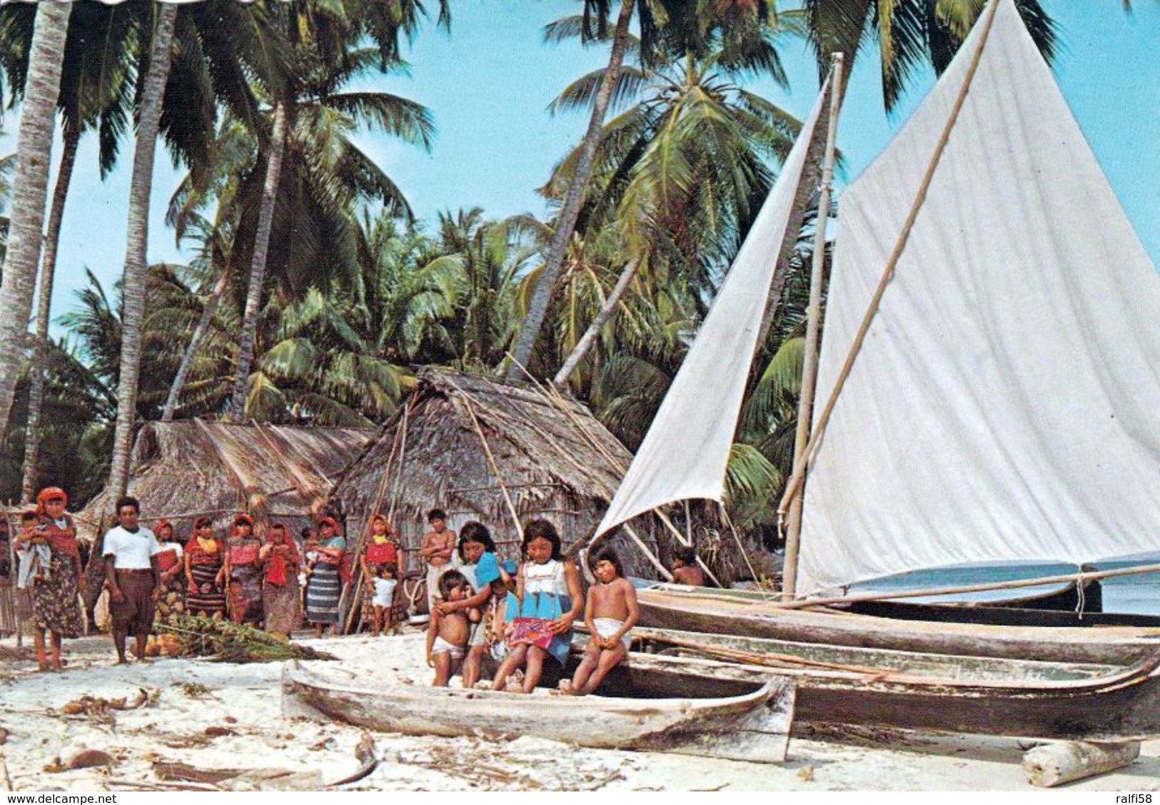 1 AK Panama * Cunas Indians Von Den San Blas Inseln - Heute Heißt Die Inselgruppe Comarca Guna Yala * - Panama