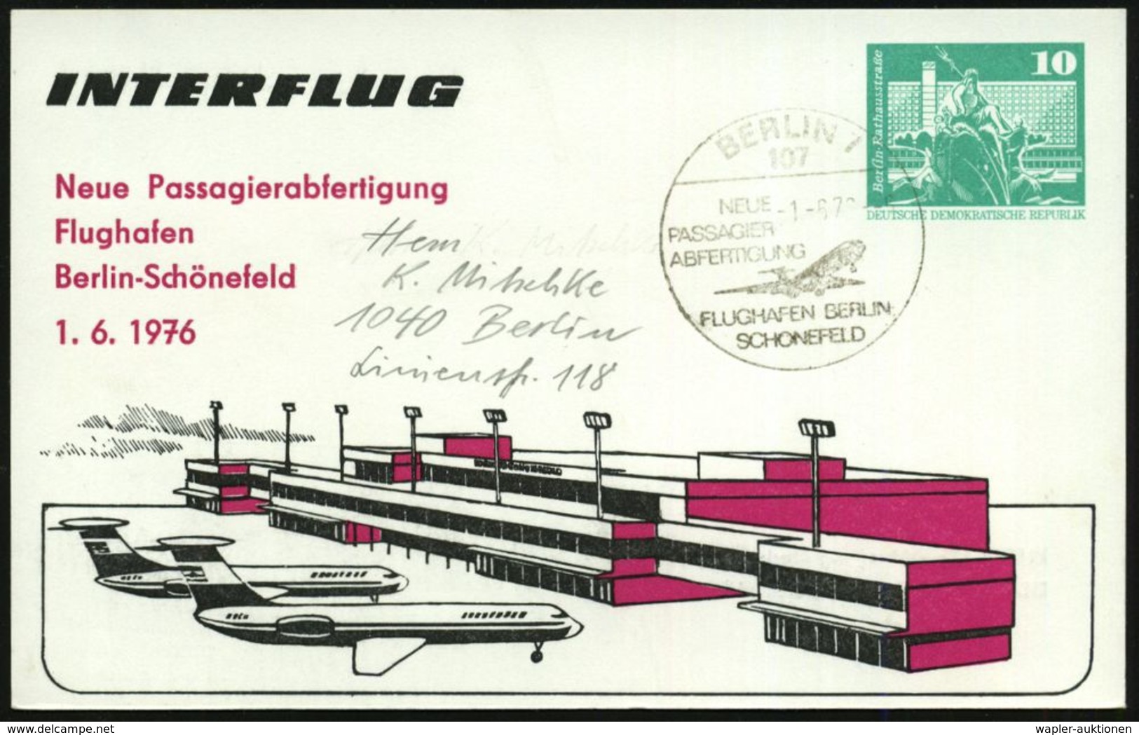 107 BERLIN 7/ NEU/ PASSAGIER/ ABFERTIGUNG/ FLUGHAFEN BERLIN/ SCHÖNEFELD 1976 (1.6.) SSt Auf PP 10 Pf. Neptunbrunnen, Grü - Altri (Aria)