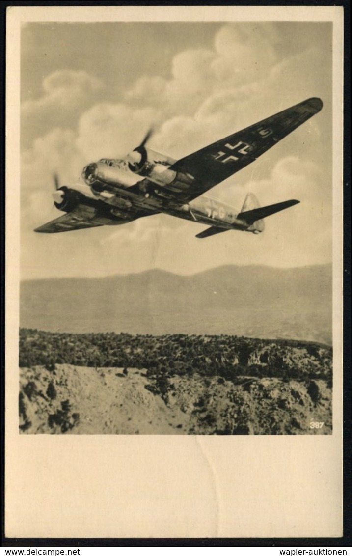 DEUTSCHES REICH 1940 (ca.) S/w.-Foto-Ak.: Ju 88 Im Anflug Auf Feindl. Stellungen, Werksfoto Junkers Von Dr. Petertil (Fr - Vliegtuigen