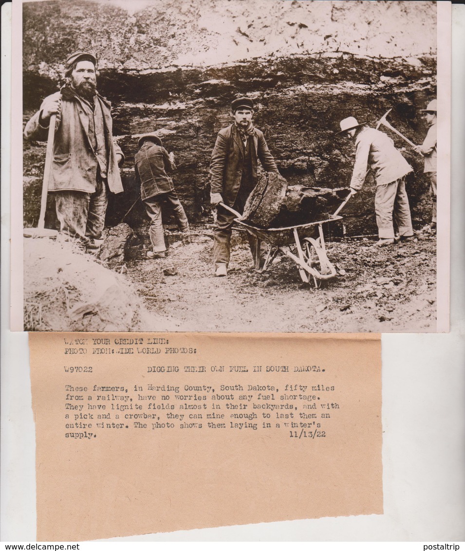 DIGGING OWN FUEL FARMERS HARDING SOUTH DAKOTA  COUNTY MINES MINAS MINING 20*15 CM Fonds Victor FORBIN 1864-1947 - Profesiones