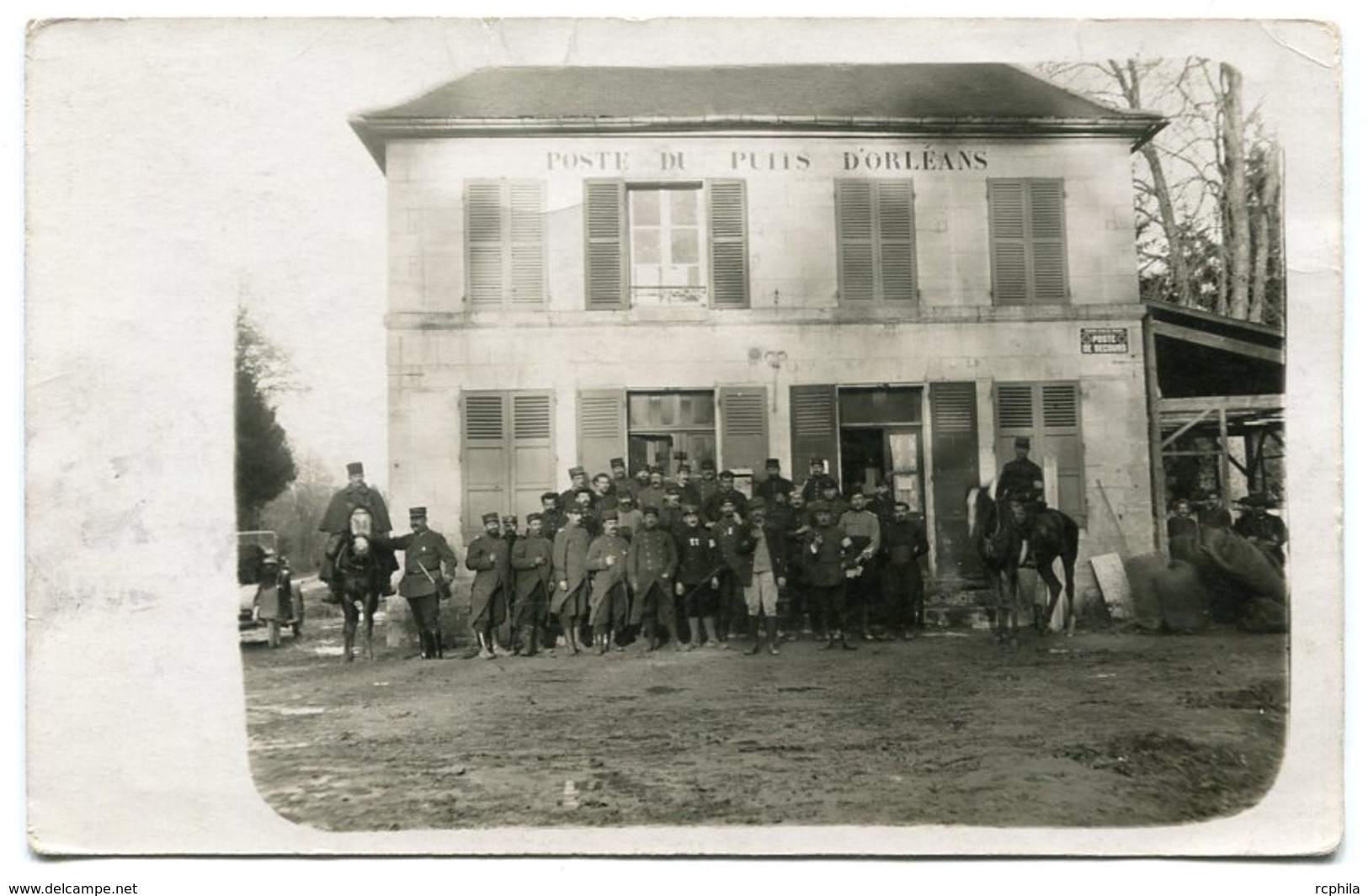 RC 12672 OISE 60 PUITS D'ORLÉANS MILITAIRES DEVANT LA POSTE CARTE PHOTO B/TB - Sonstige & Ohne Zuordnung