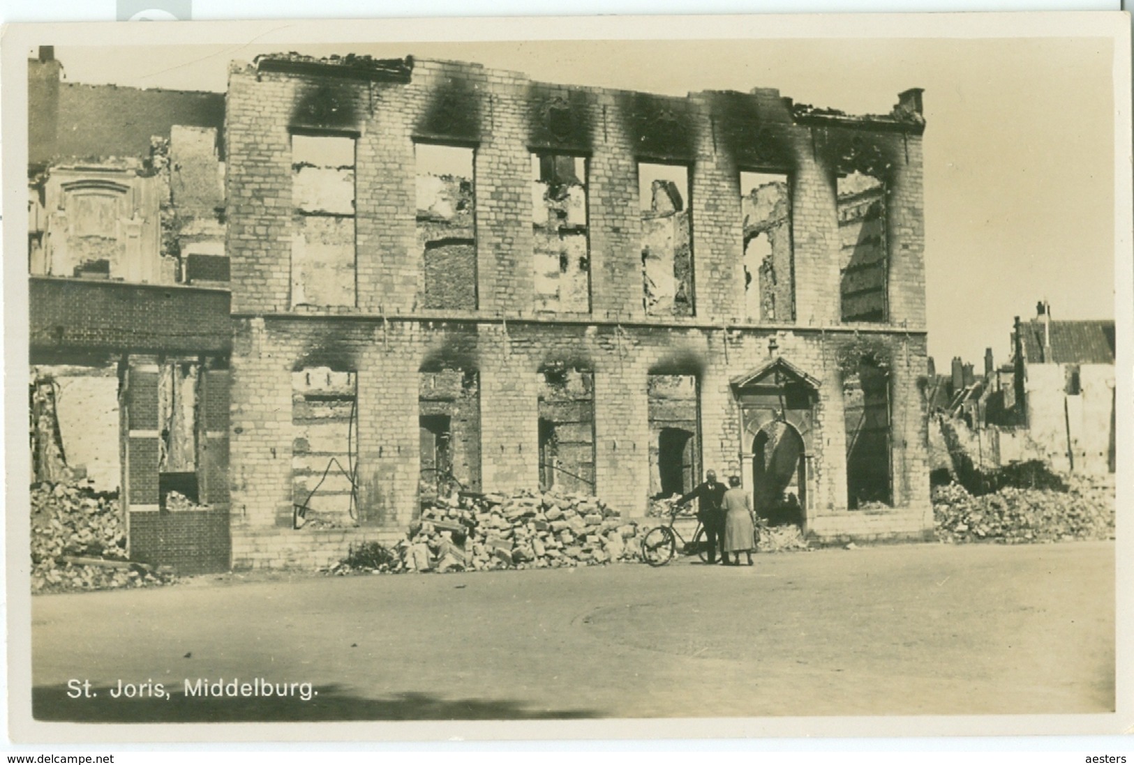 Middelburg; Sint Joris (na Bombardement In 1940) - Niet Gelopen. (F.B. Den Boer - Middelburg) - Middelburg