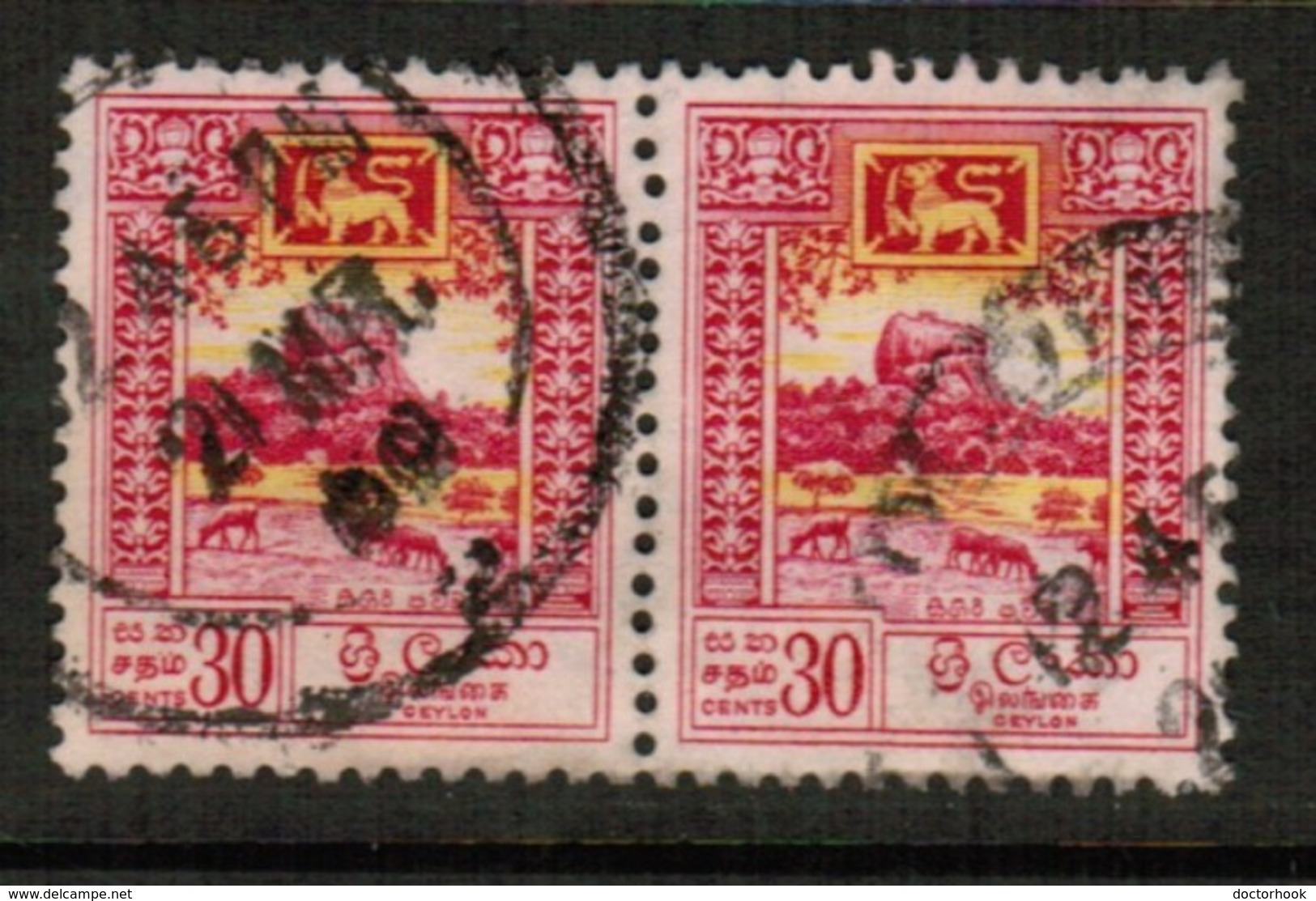 CEYLON  Scott # 343 VF USED PAIR (Stamp Scan # 505) - Sri Lanka (Ceylan) (1948-...)