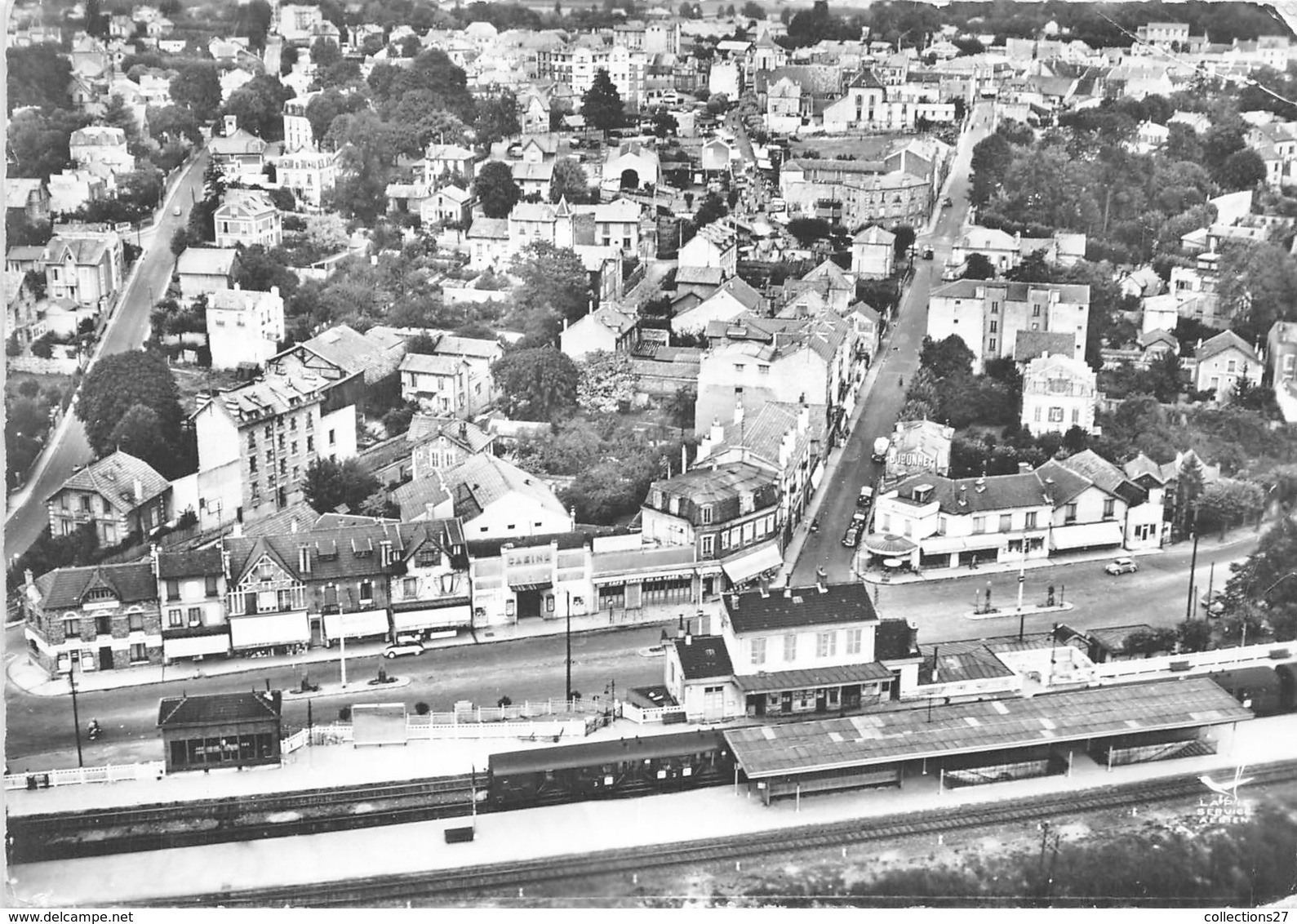 94-VILLIERS-SUR-MARNE- LA GARE ET LA RUE LOUIS LENOIR - Villiers Sur Marne