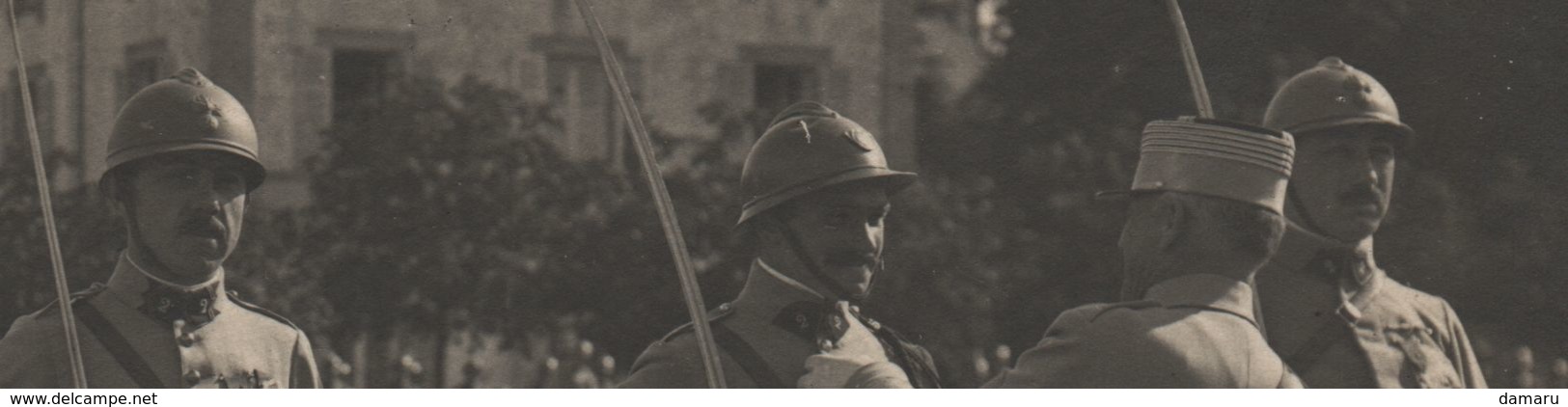 Remise De Décorations   Probablement Cavalerie Casque Adrian - 1914-18