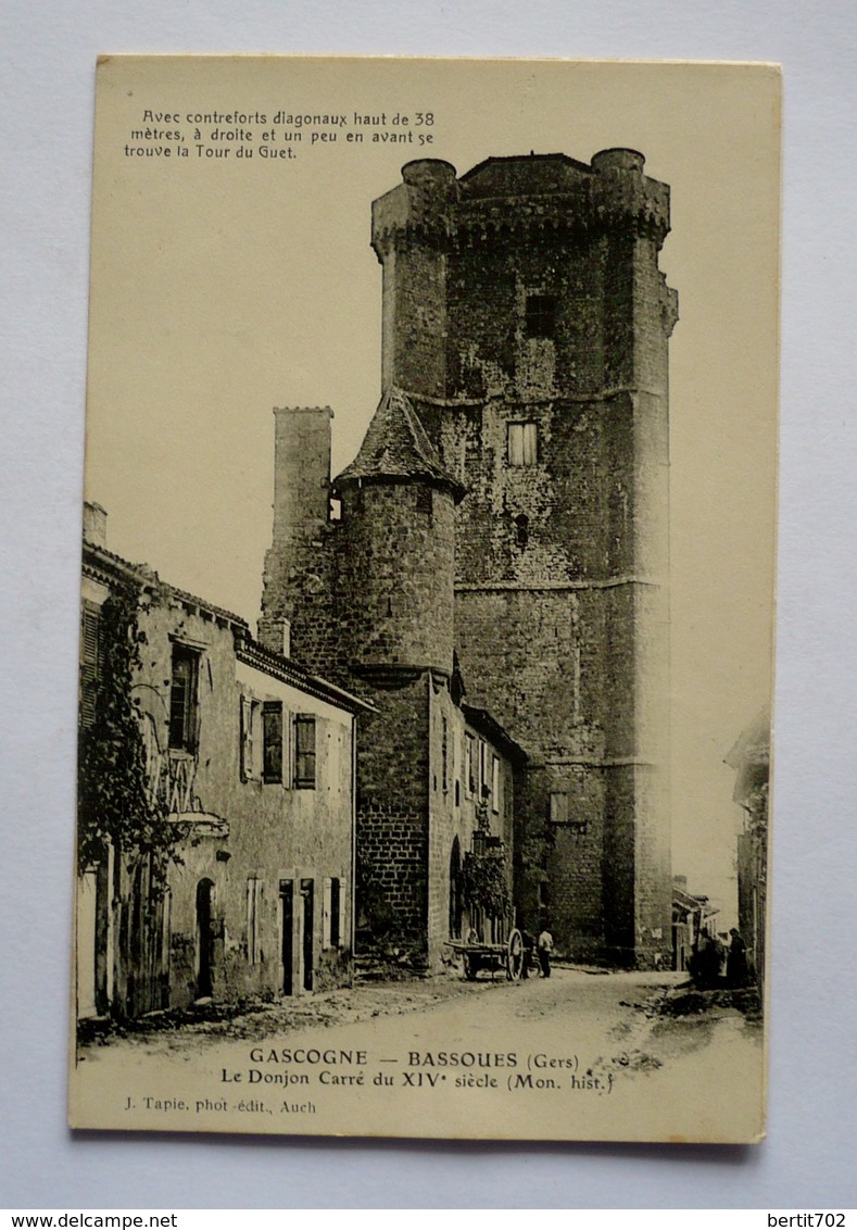 32 - GASCOGNE - BASSOUES - Le Donjon Carré  Du XIVè Siècle - Autres & Non Classés