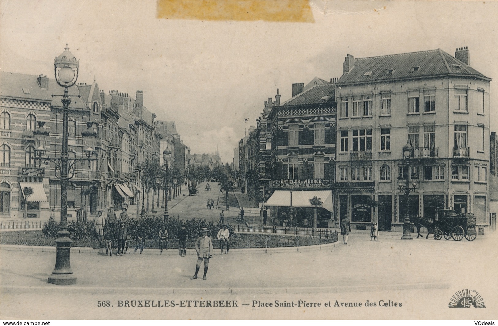 CPA - Belgique - Brussels - Bruxelles - Etterbeek - Place St-Pierre Et Avenue Des Celtes - Etterbeek