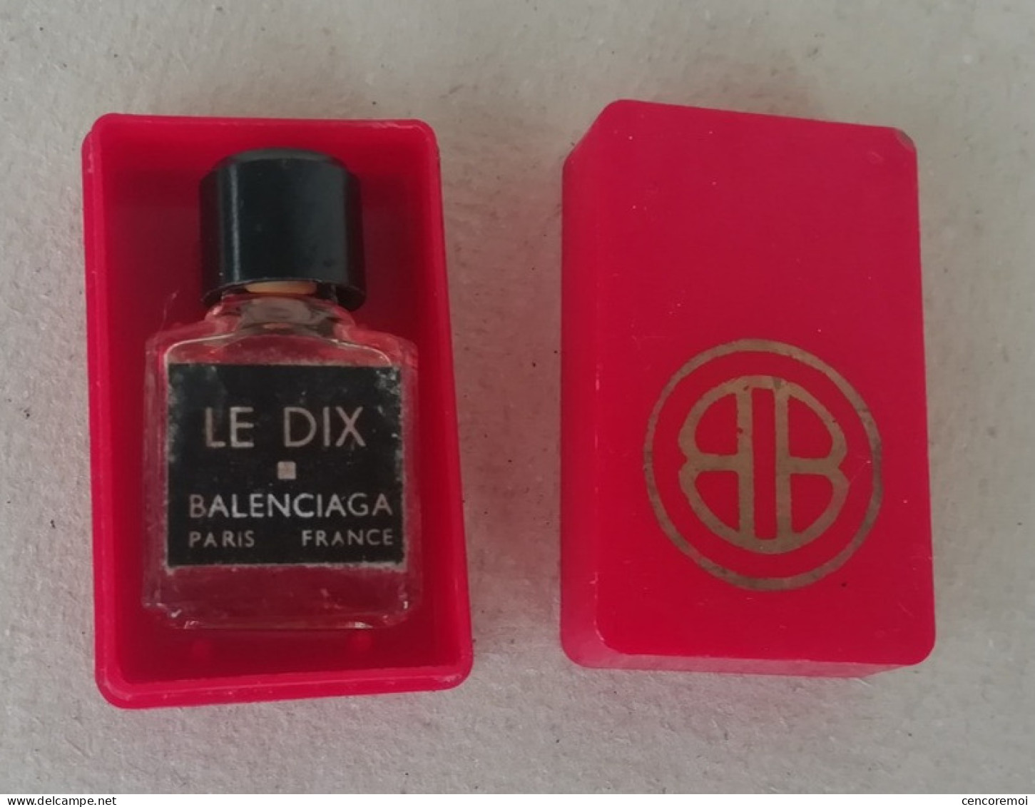 Miniature Flacon à Parfum Ancien Le Dix De Balenciaga - Miniaturen (met Doos)