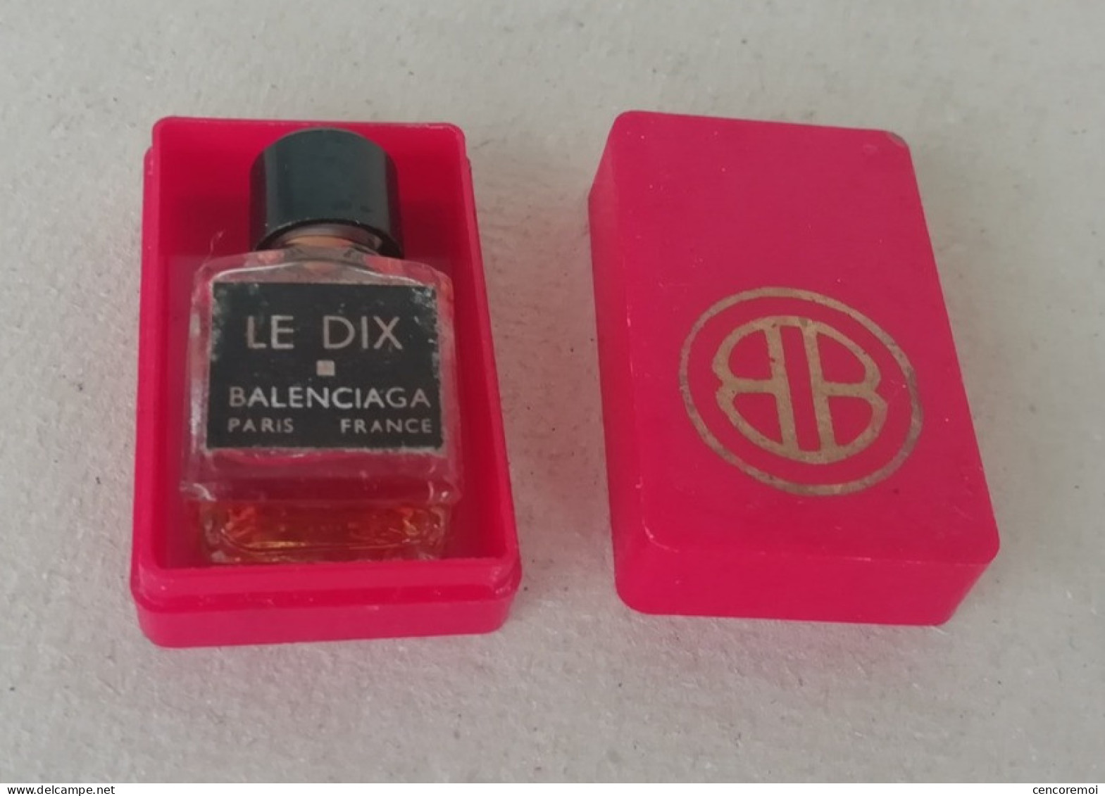 Miniature Flacon à Parfum Ancien Le Dix De Balenciaga - Miniaturen (mit Verpackung)