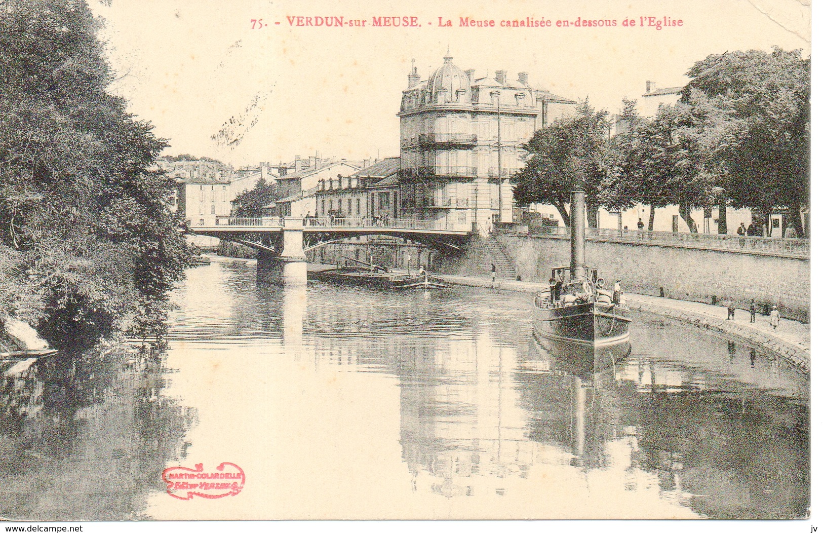 Verdun  - La Meuse Canalisée En Dessous De L'église - Verdun