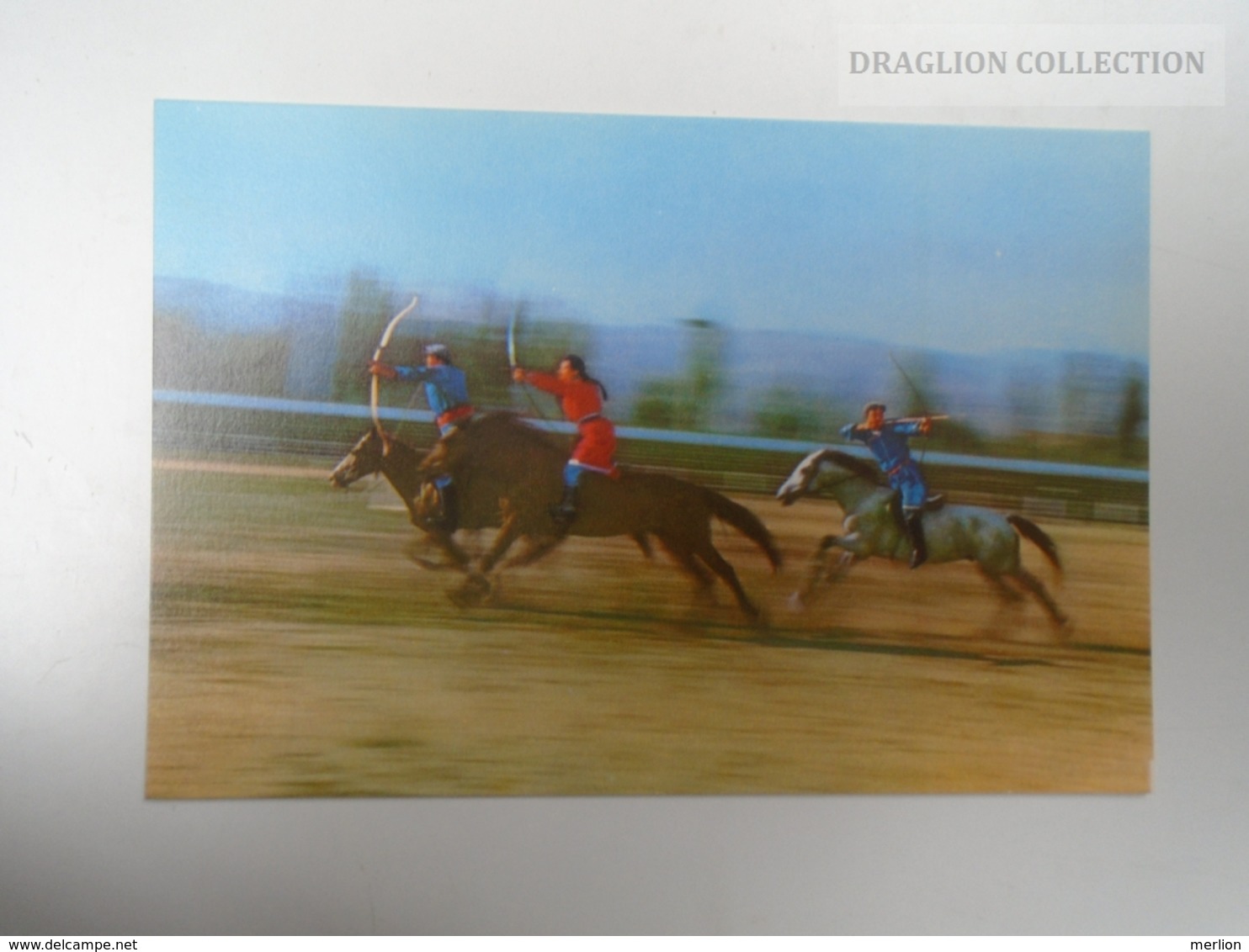 D163807 China Inner Mongolia - Traditional Sports - Horsemen -Archers -  Horses -Cheval - Festival  Ca 1970's - Mongolië