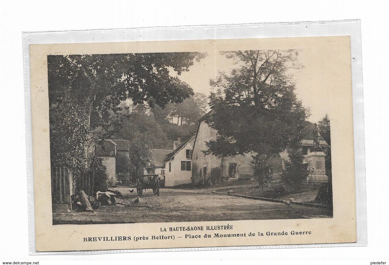 70 - BREVILLIERS ( Près Belfort ) - Place Du Monument De La Grande Guerre - Autres & Non Classés