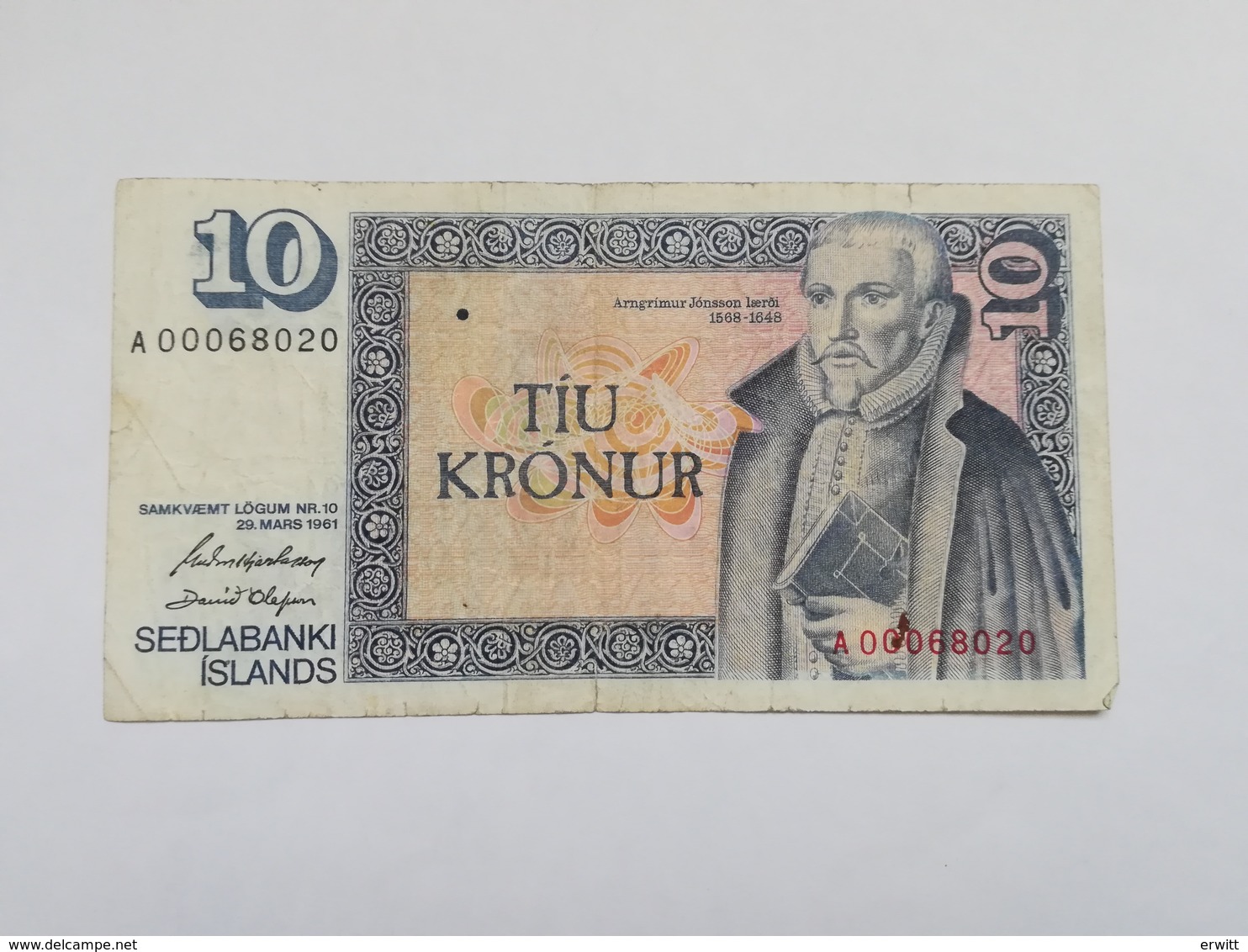 ISLANDA 10 KRONUR 1961 - Islanda