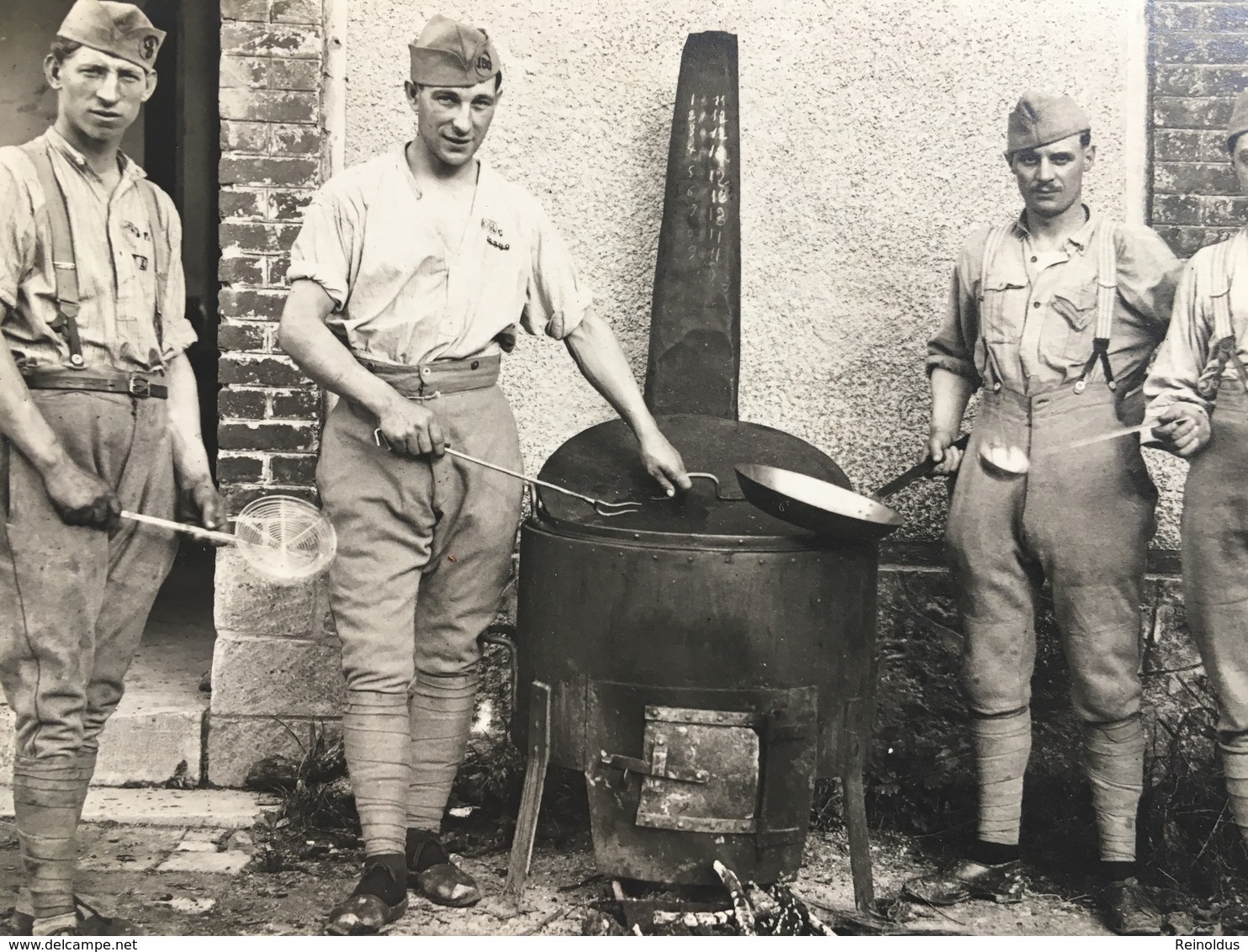 Foto Photo AK Soldaten Francais Cuisine Feldkuche Uniform Militaire Kepi - Ausrüstung