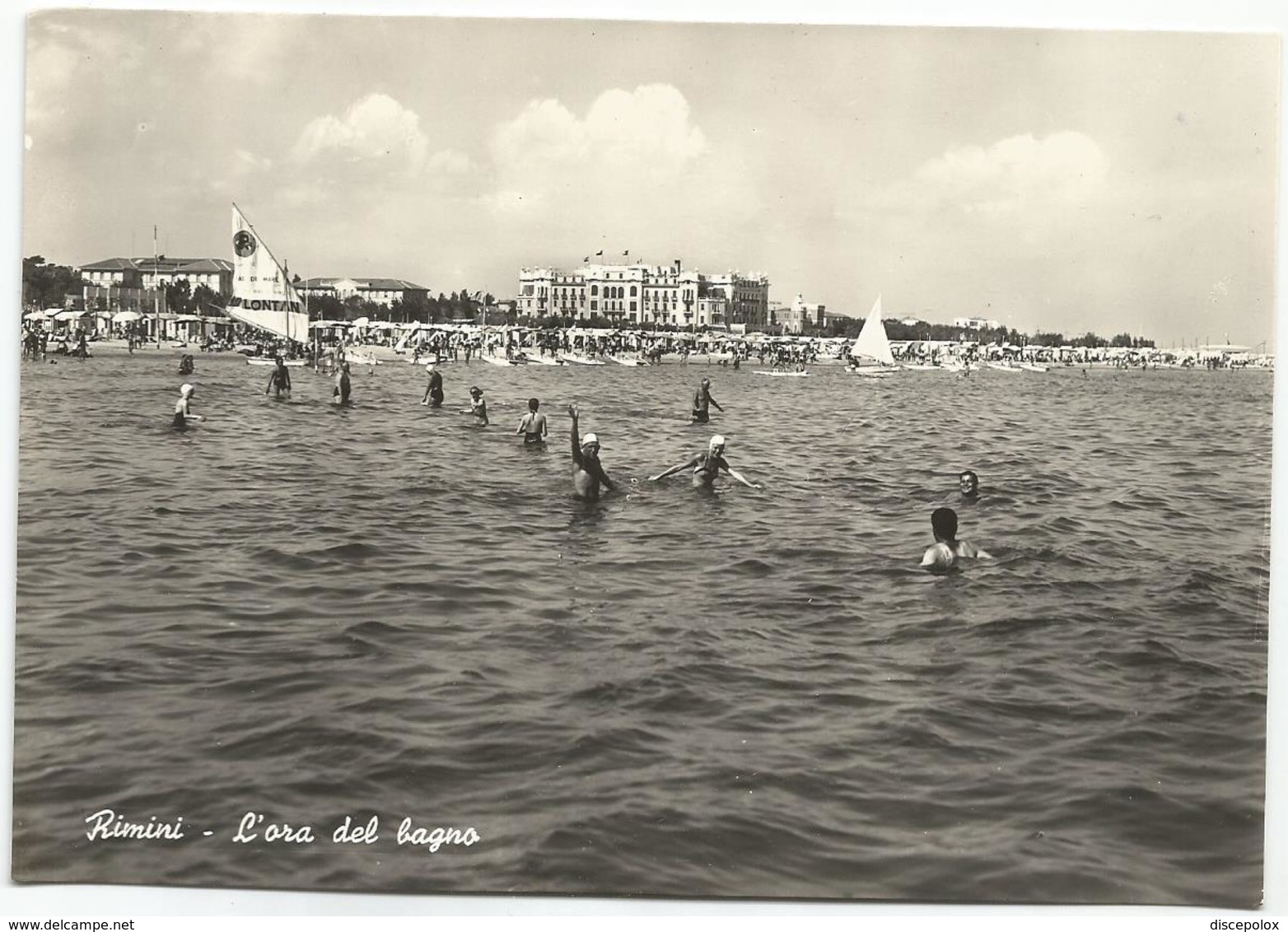 W3003 Rimini - L'ora Del Bagno - Panorama Dal Mare / Non Viaggiata - Rimini