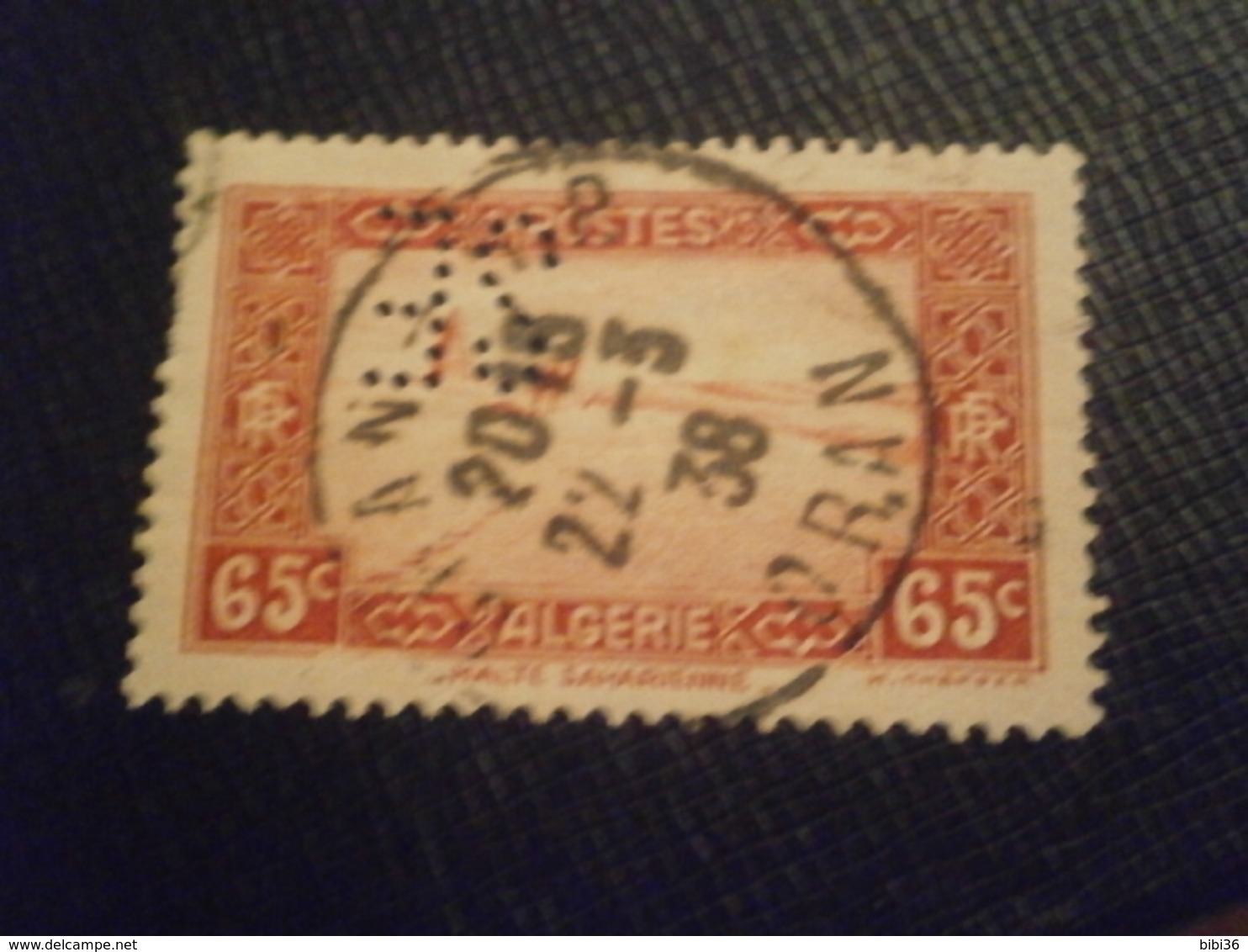 ALGERIE ALGERIA TIMBRE 113 SE31 PERFORE PERFORES PERFIN PERFINS PERFORATION LOCHUNG PERCE PERFORATI PERFO - Oblitérés