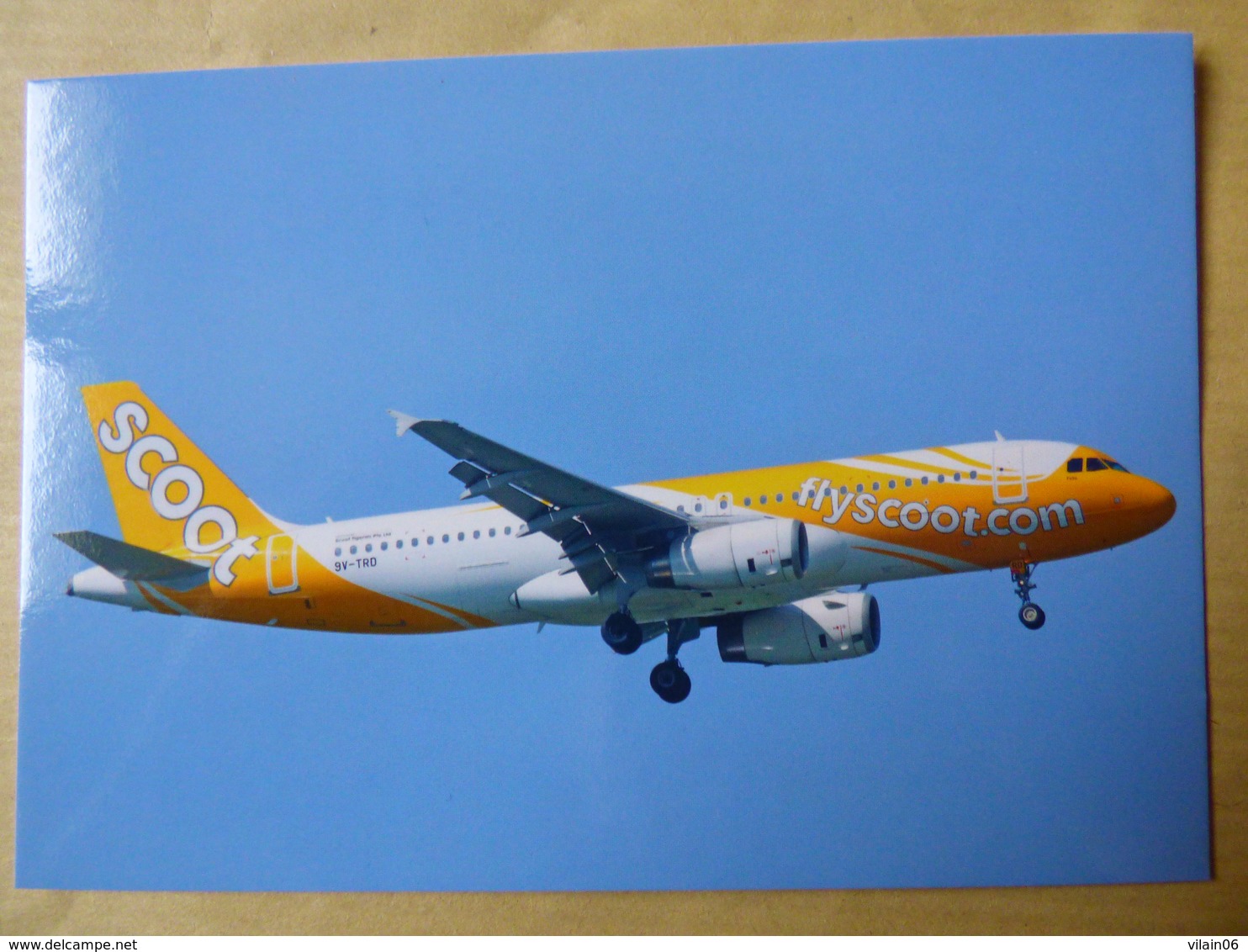 SCOOT    AIRBUS A 320   9V TRD - 1946-....: Era Moderna