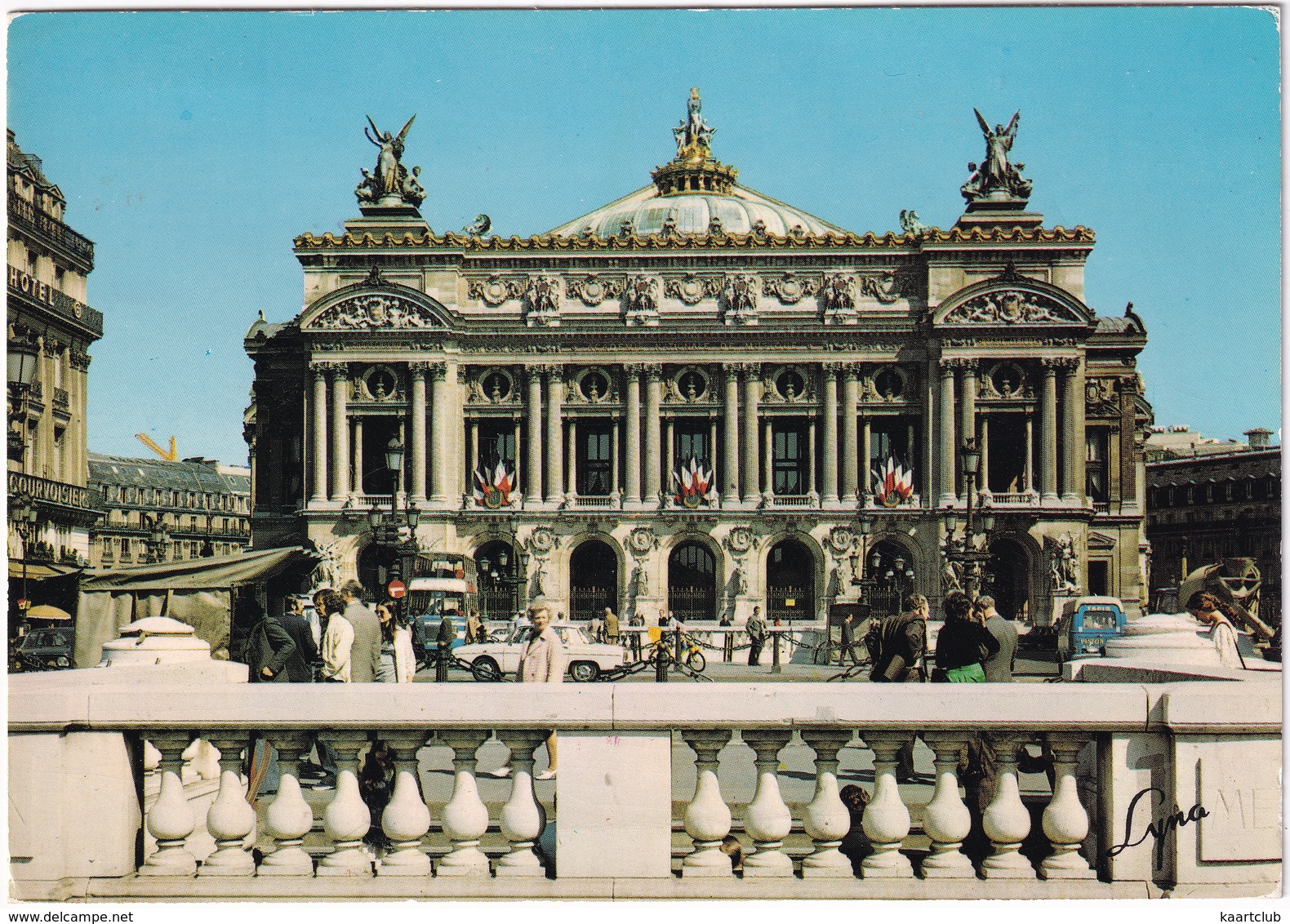 Paris: RENAULT 10, ESTAFETTE  - L'Opéra - Toerisme