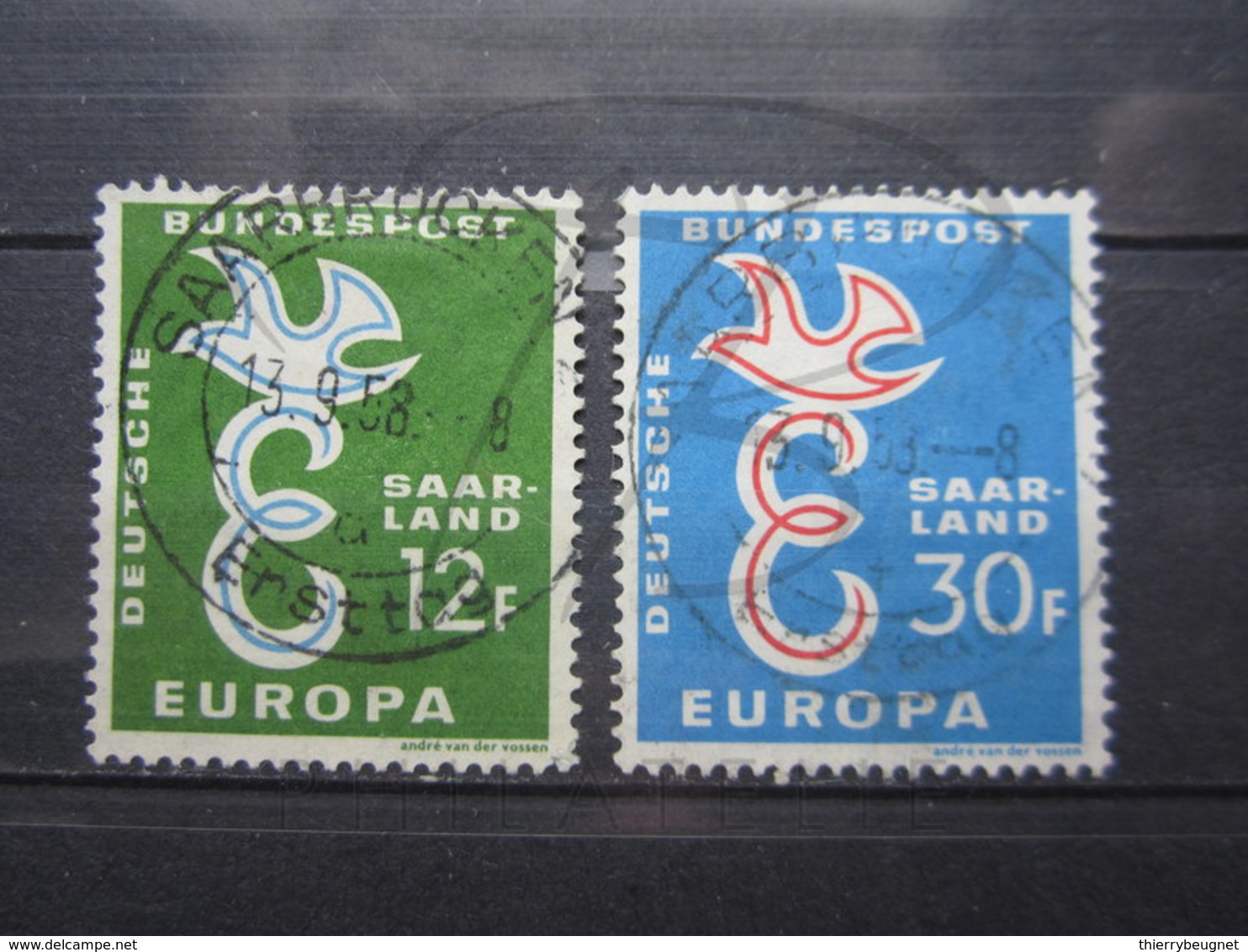 VEND BEAUX TIMBRES DE SARRE N° 421 + 422 !!! - Usati