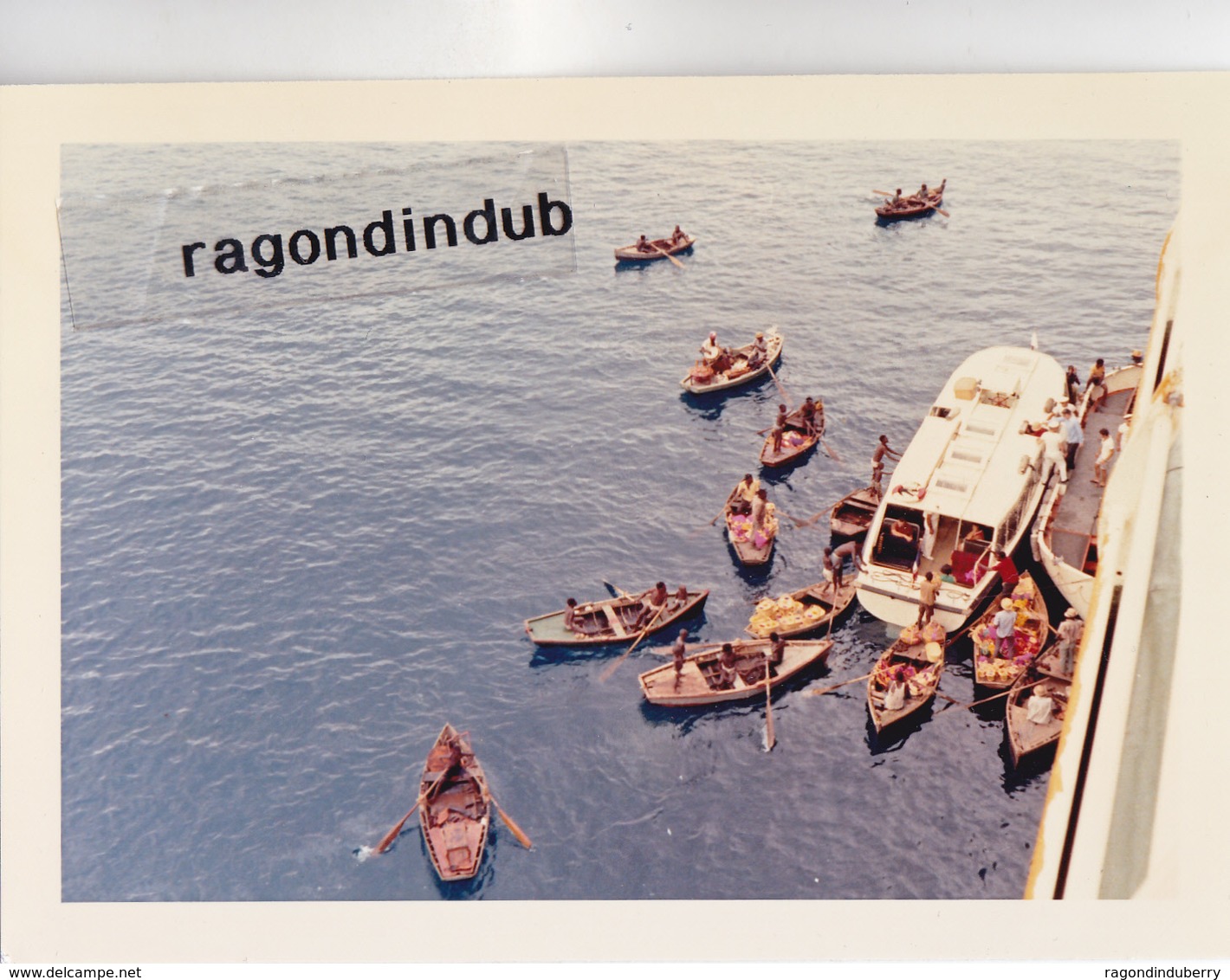 PHOTO - PAQUEBOT FRANCE - 5 Phot Voy Aux ANTILLES 1970 - Ravitallement En Rade De Port Au Prince Produits Exotiques Loc - Bateaux