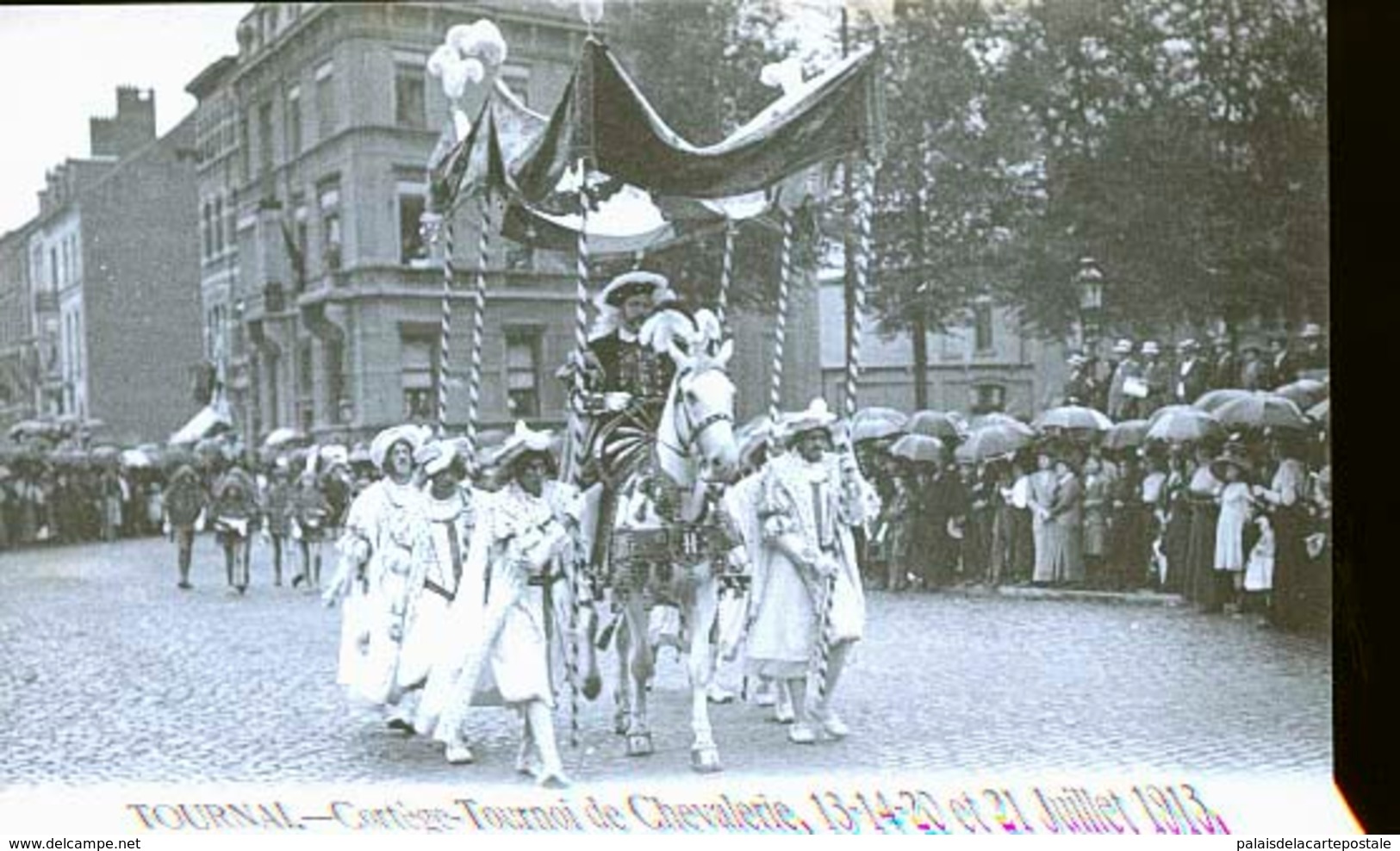 TOURNAI  CORTEGE             JLM - Doornik