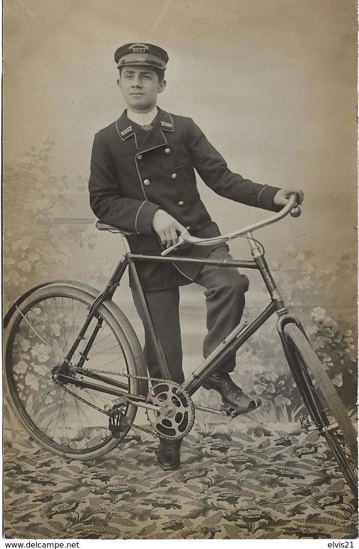 PARIS Cycliste.13, Rue Du Moulin Vert.Carte Photo Télégraphiste - Arrondissement: 14