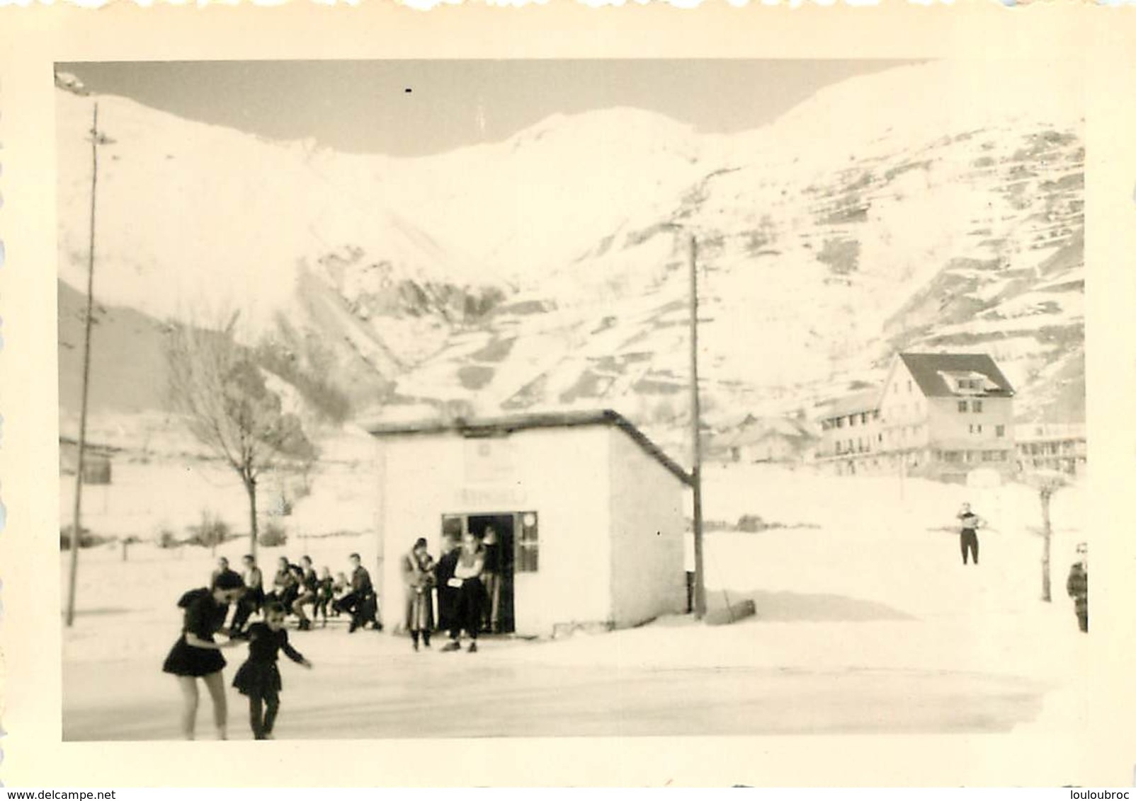 VALLOIRE PATINOIRE  PHOTO ORIGINALE FORMAT  10 X 7 CM - Places