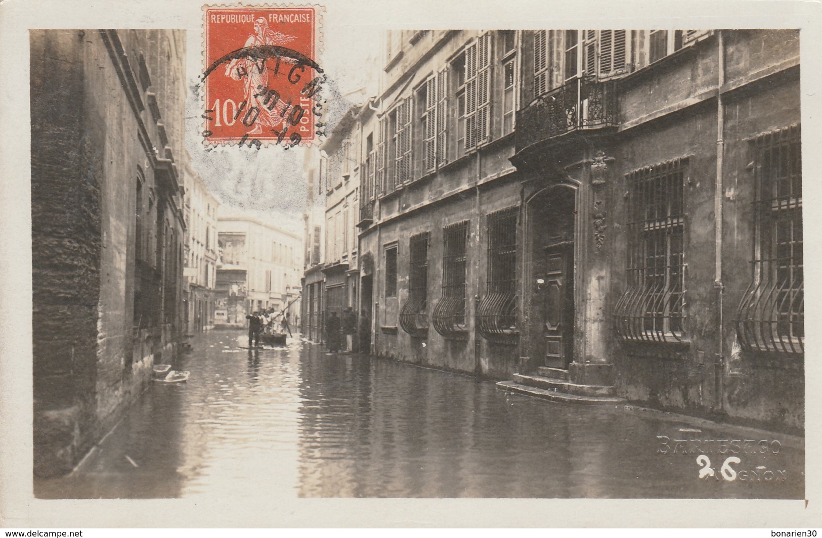 CARTE-PHOTO 84  AVIGNON  INONDATIONS RUE  DES TROIS FAUCONS - Avignon