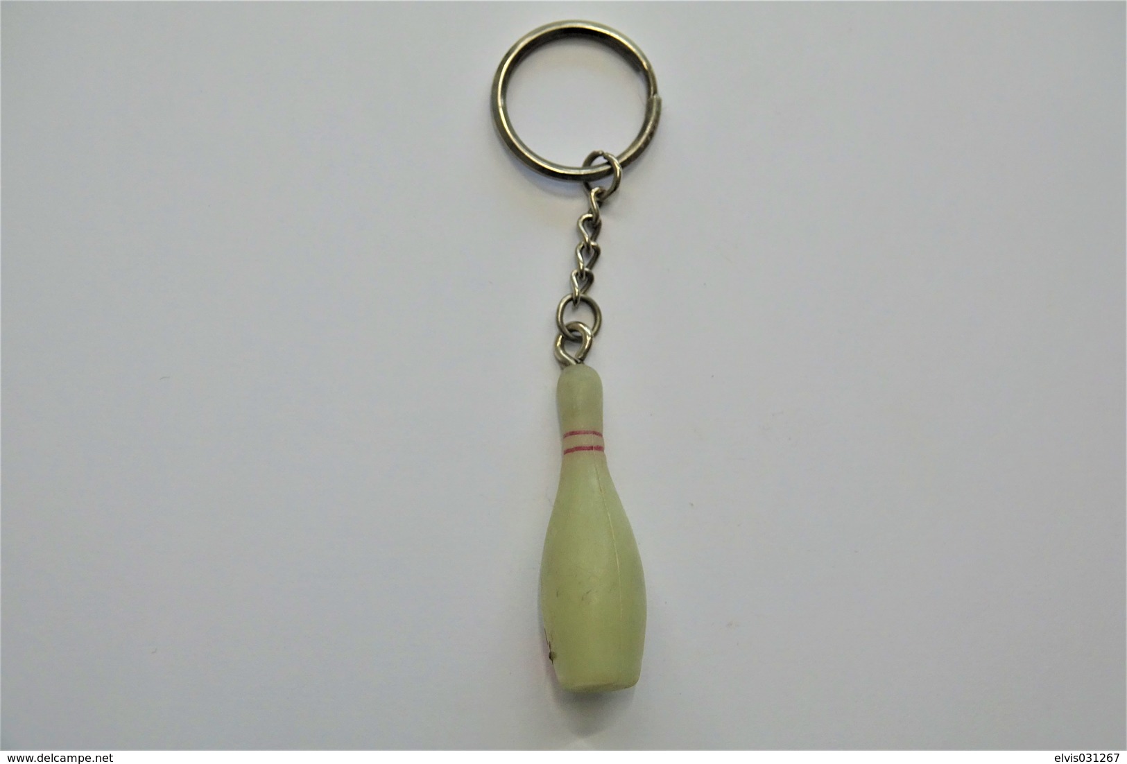 Vintage KEYCHAIN : BOWLING CONE - RaRe - 1980's - Porte-cles - Porte-clefs