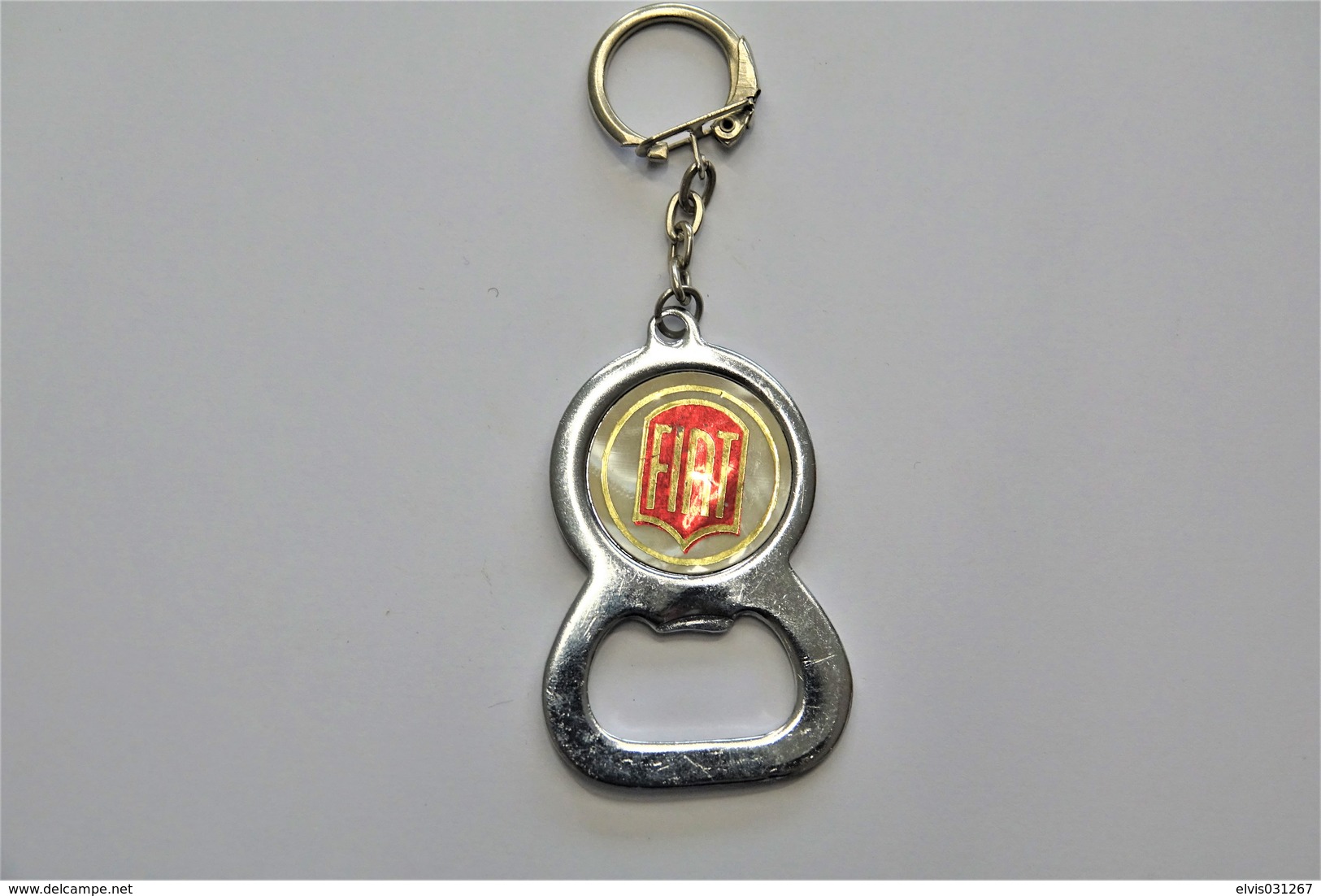 Vintage KEYCHAIN : FIAT BOTTLE OPENER - RaRe - 1950-60's - Porte-cles - Porte-clefs