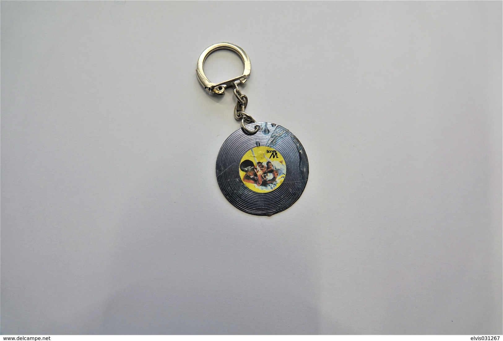 Vintage KEYCHAIN : BONEY M LP VINYL - RaRe - 1980's - Porte-cles - Porte-clefs