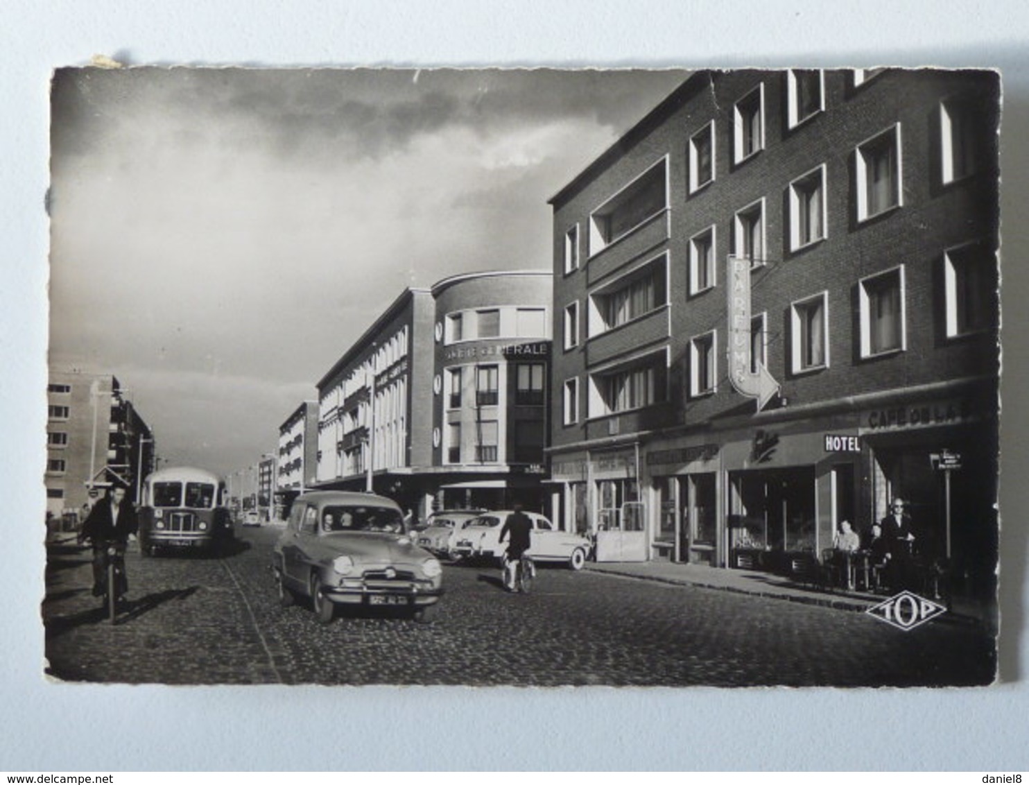 DUNKERQUE Place Jean BART Et Boulevard Ste-Barbe - Société Générale - Autobus - Voiture Simca - Dunkerque