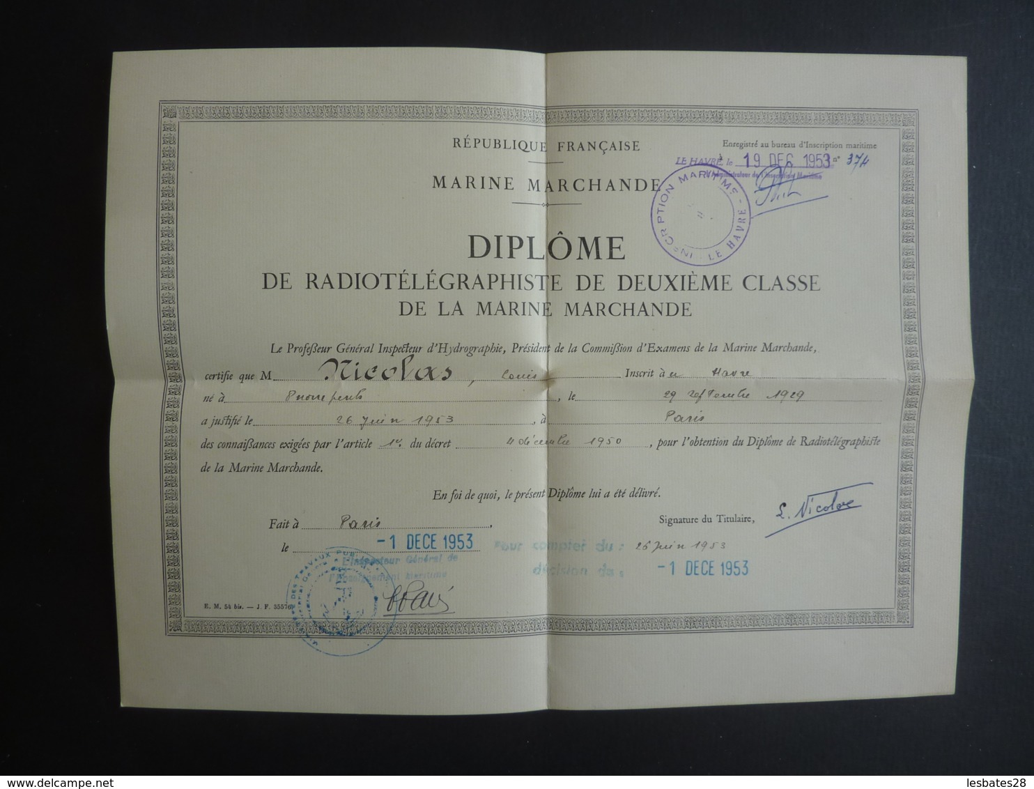 DIPLOME DE RADIOTELEGRAPHIQUE DE DEUXIEME CLASSE DE LA MARINE MARCHANDE, CACHET  Et MINISTERE 1953 - Diplômes & Bulletins Scolaires