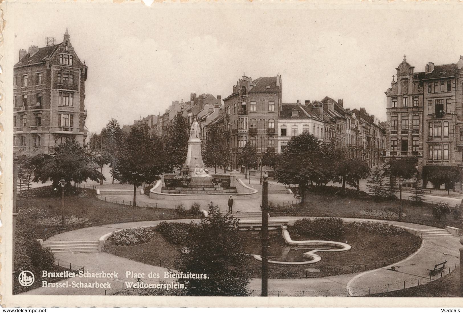 CPA - Belgique - Brussels - Bruxelles - Schaerbeek - Place Des Bienfaiteurs - Schaarbeek - Schaerbeek