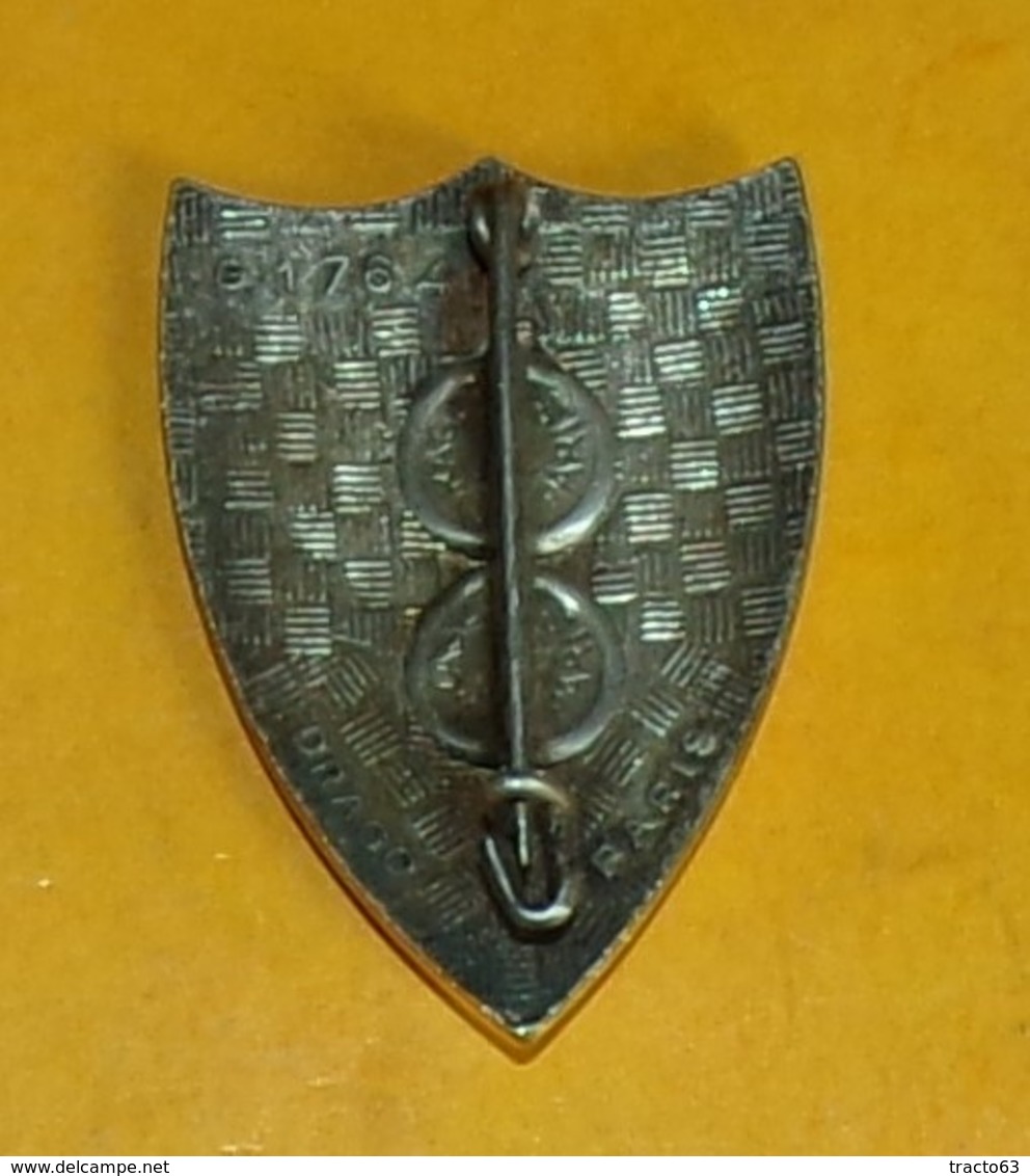 151° C.L.R.M, Résine, écu Argenté, Fond Vert, FABRICANT DRAGO PARIS ,HOMOLOGATION 1764,  BON ETAT VOIR PHOTO  . POUR TOU - Armée De Terre