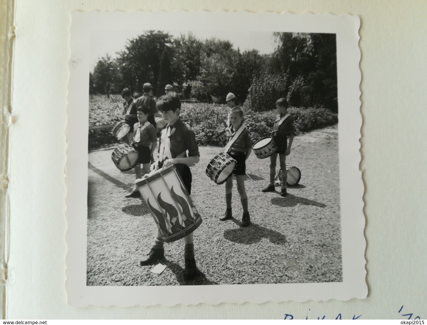 80 PHOTOS ORIGINALES NOIR-BLANC DONT  TOURISTES À ÉCOLE DE SKI GARMISCH ALLEMAGNE ENSEIGNE "PUSSYCAT" SWOLFSTRAAT