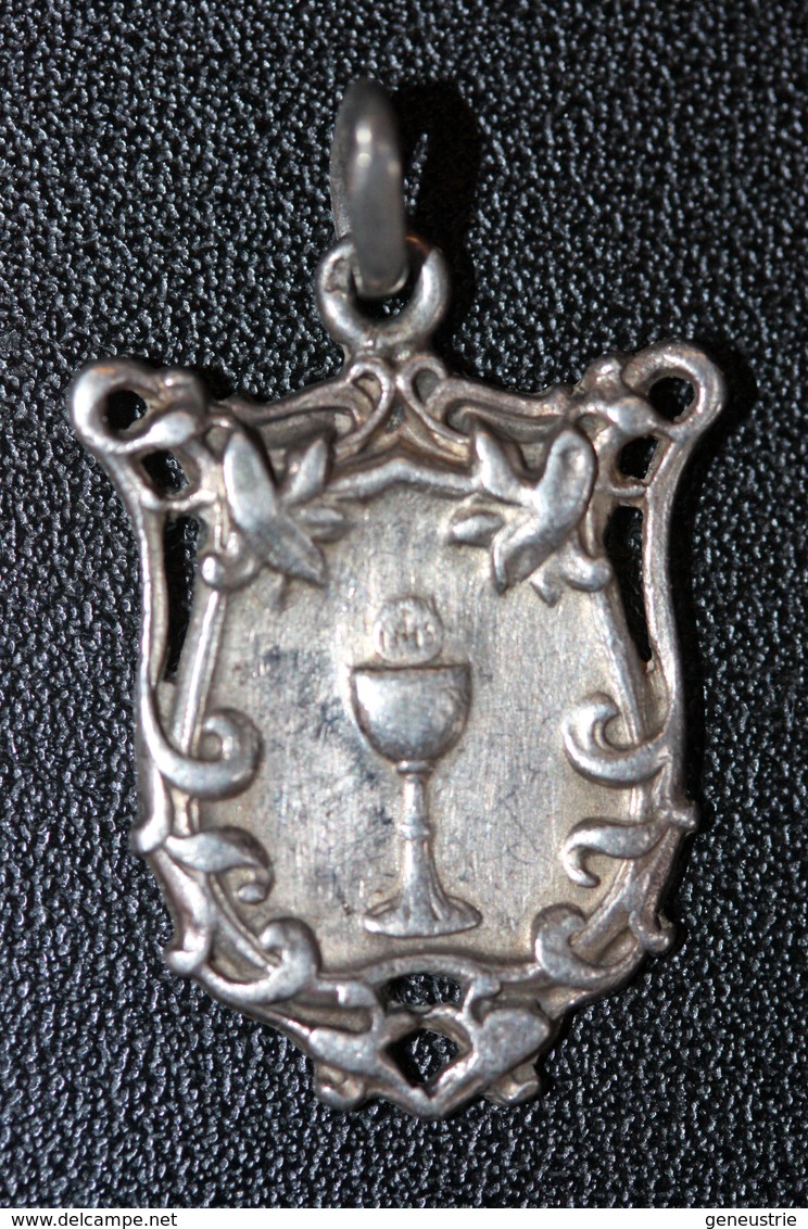 Pendentif Médaille Religieuse De Communion Argent 800 1900 "Art Nouveau" Silver Religious Medal - Religion & Esotérisme