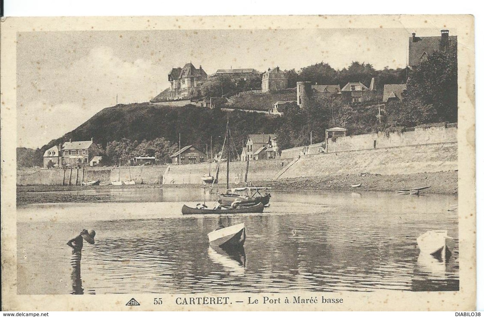 ***   CARTERET      (  MANCHE )  LE  PORT A MARÉE BASSE - Carteret