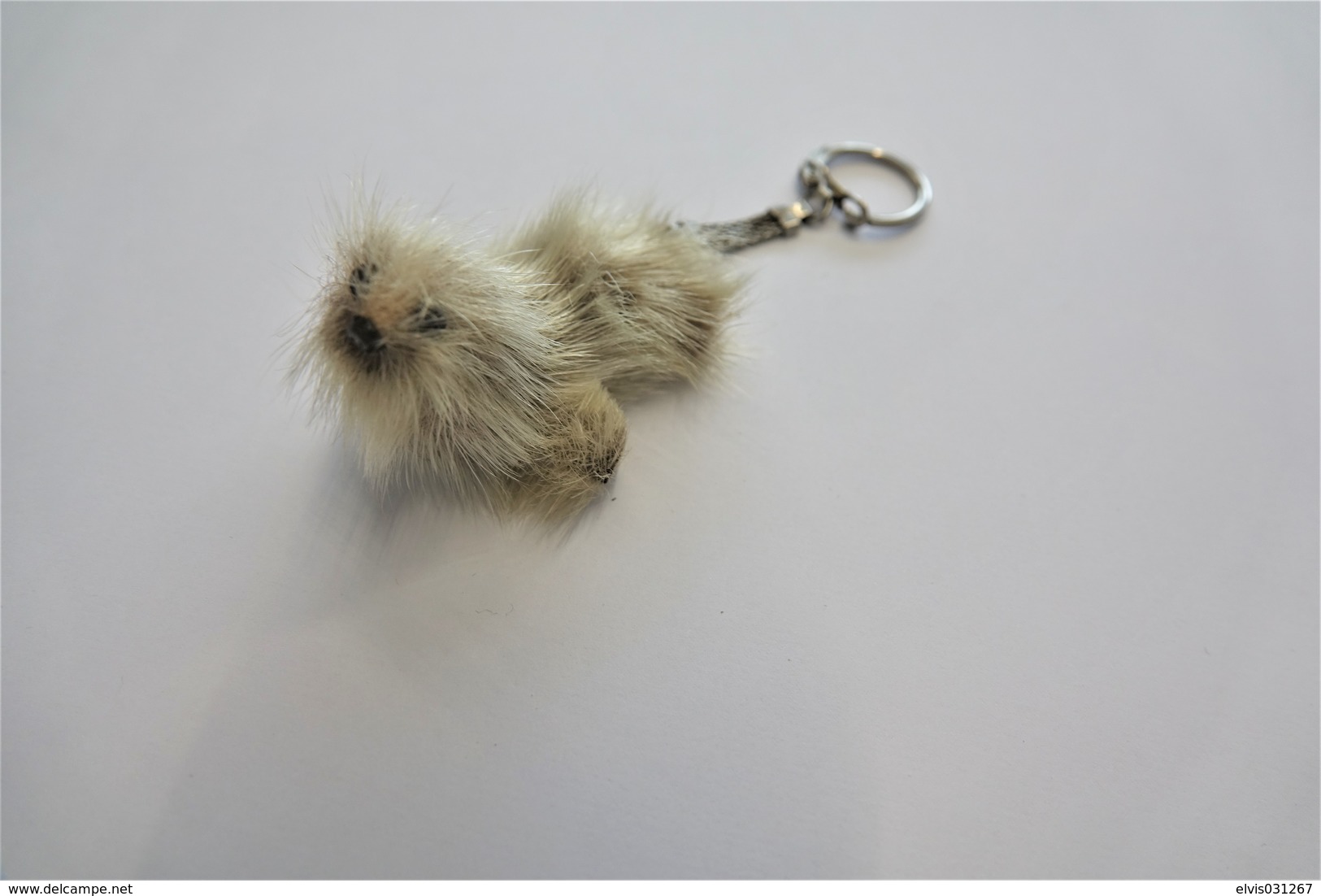 Vintage KEYCHAIN : WHITE GERMAN ALTMANN REAL FUR SEAL - Collectable -  RaRe - 1970's - Porte-cles - Porte-clefs