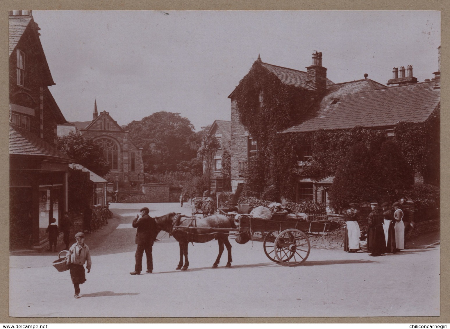 Photo Albuminée - Angleterre - Cumbria - Barrow In Furness - Attelage - Marchand ? Village - Très Belle Animation - 1890 - Anciennes (Av. 1900)