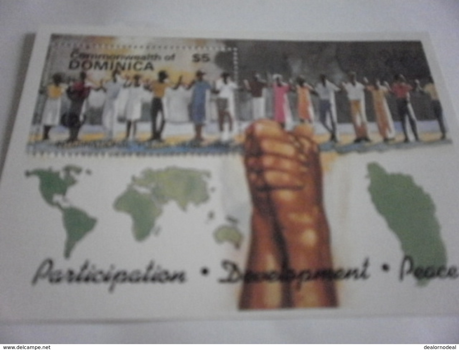 Miniature Sheet Perf 1985 International Youth Year - Dominica (1978-...)