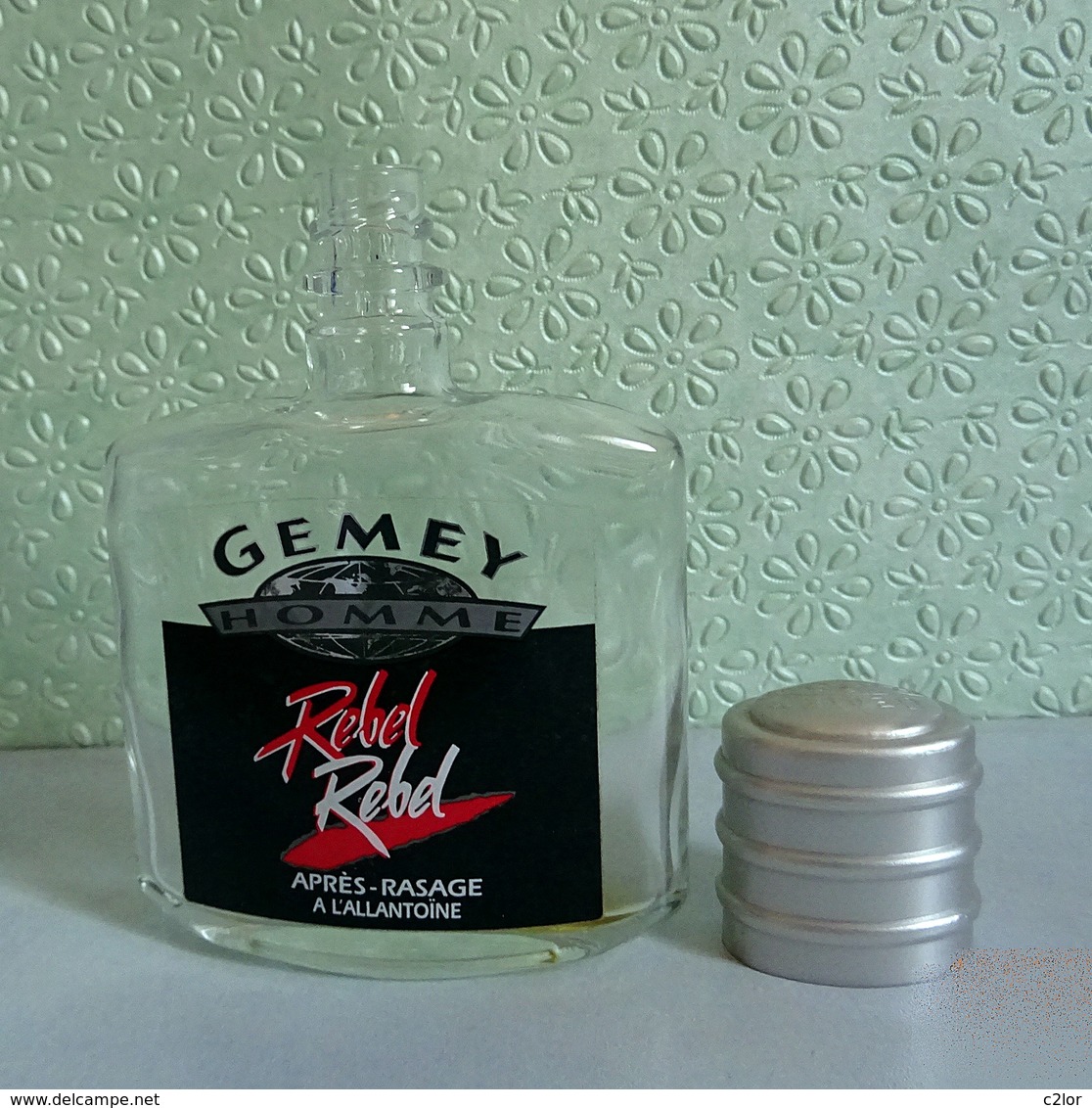 Flacon Avec Bouchon  "REBEL "  De GEMEY Vide/Empty  Après Rasage 100 Ml - Flacons (vides)