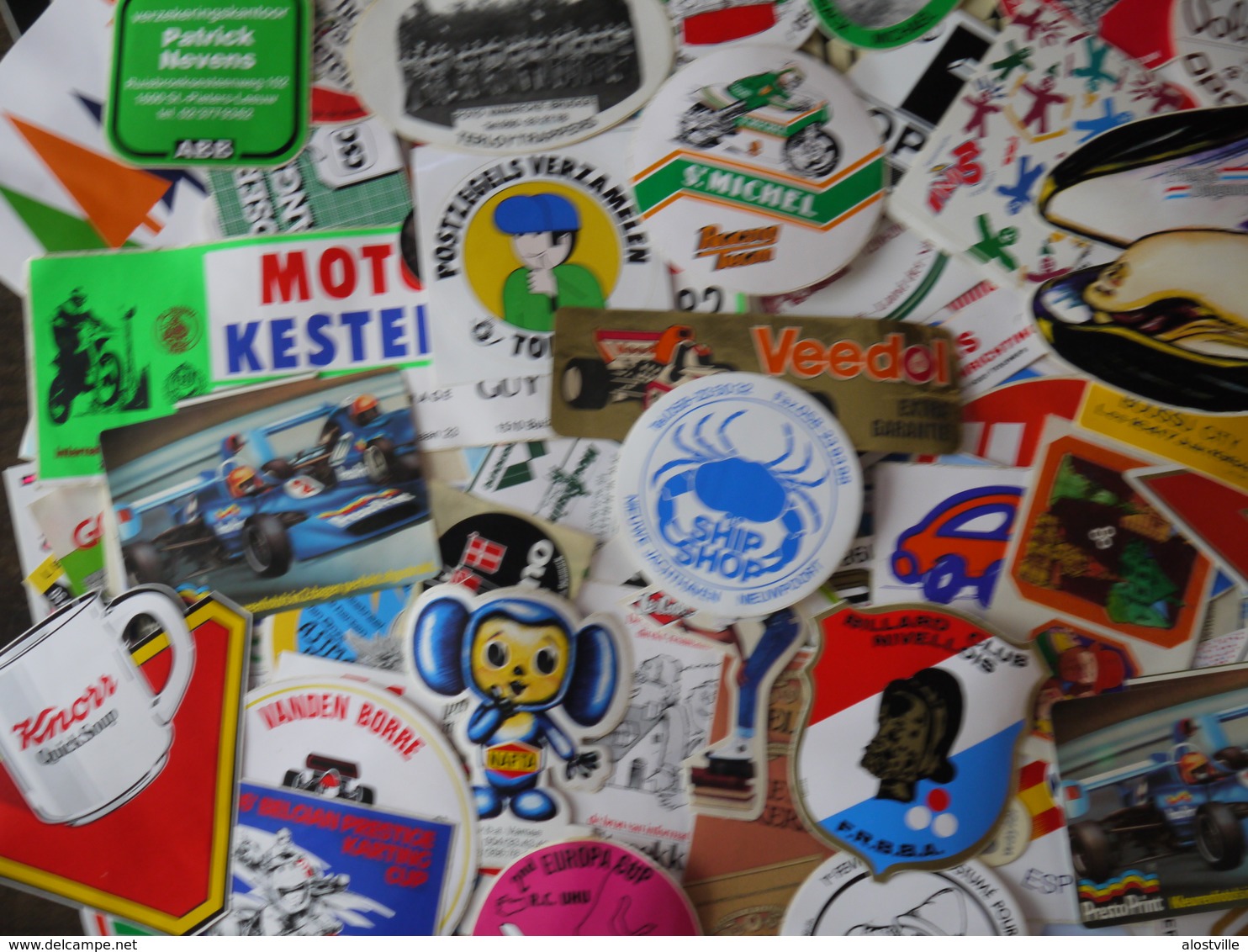 lot stickers zelfklevers ong. env. 5500  autocollants extreem groot grand lot