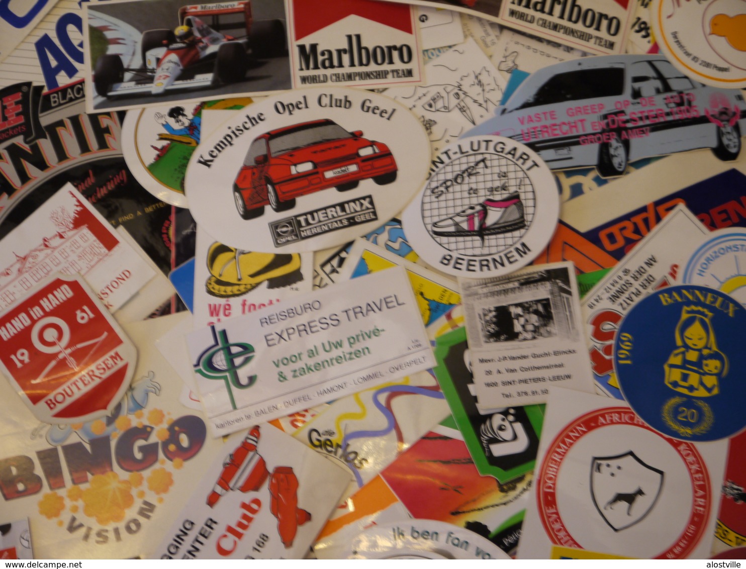 lot stickers zelfklevers ong. env. 5500  autocollants extreem groot grand lot