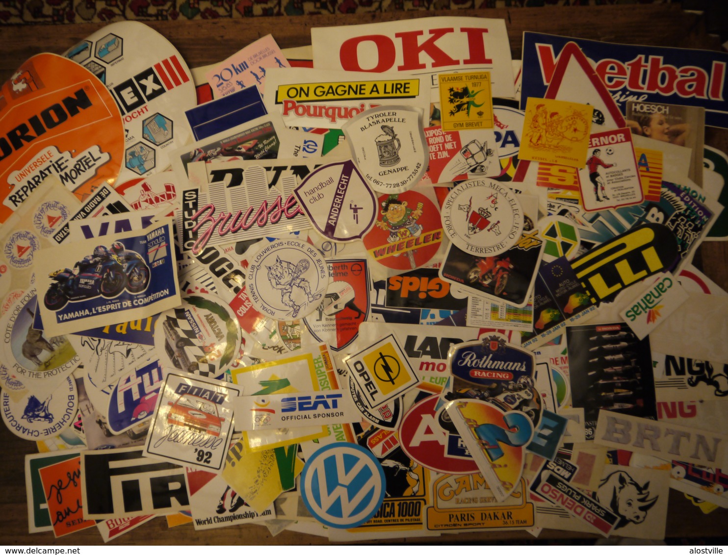 lot stickers zelfklevers ong. env. 5500  autocollants extreem groot grand lot